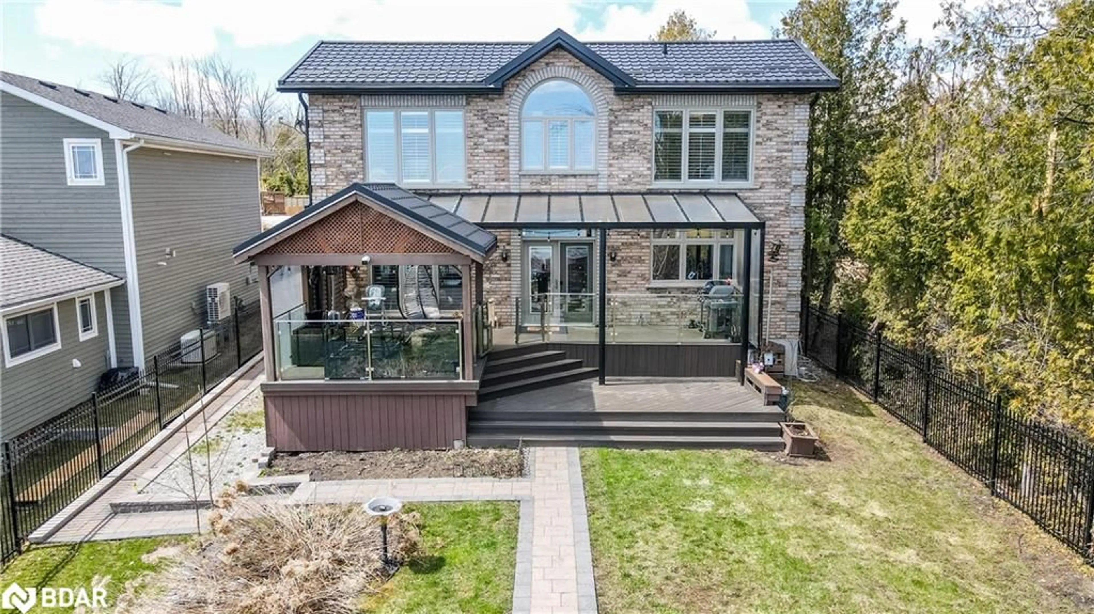 Home with brick exterior material, building for 15 Palm Beach Road, Oro-Medonte Ontario L0L 1T0