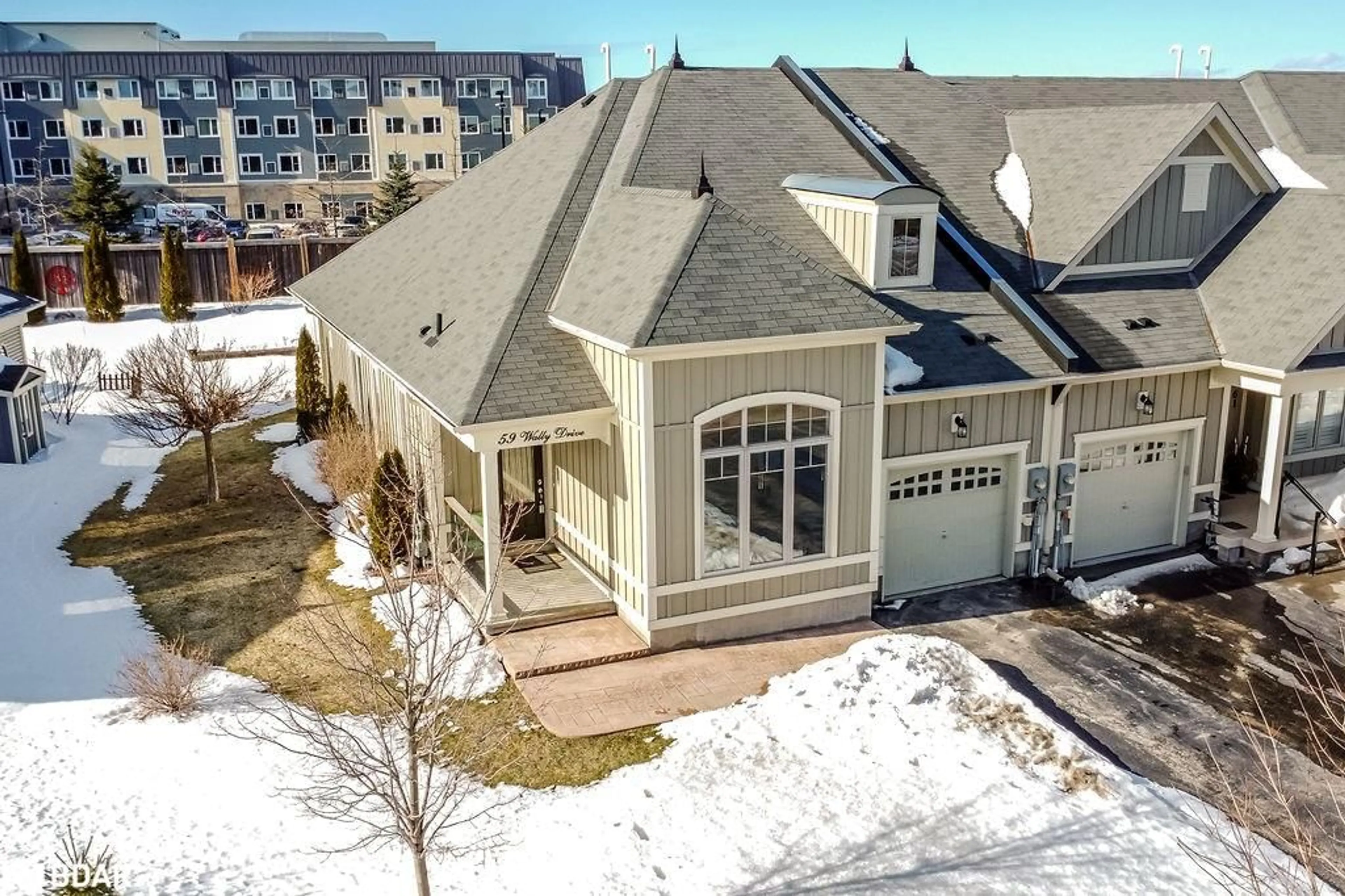 A pic from outside/outdoor area/front of a property/back of a property/a pic from drone, street for 59 Wally Dr, Wasaga Beach Ontario L9Z 0G5