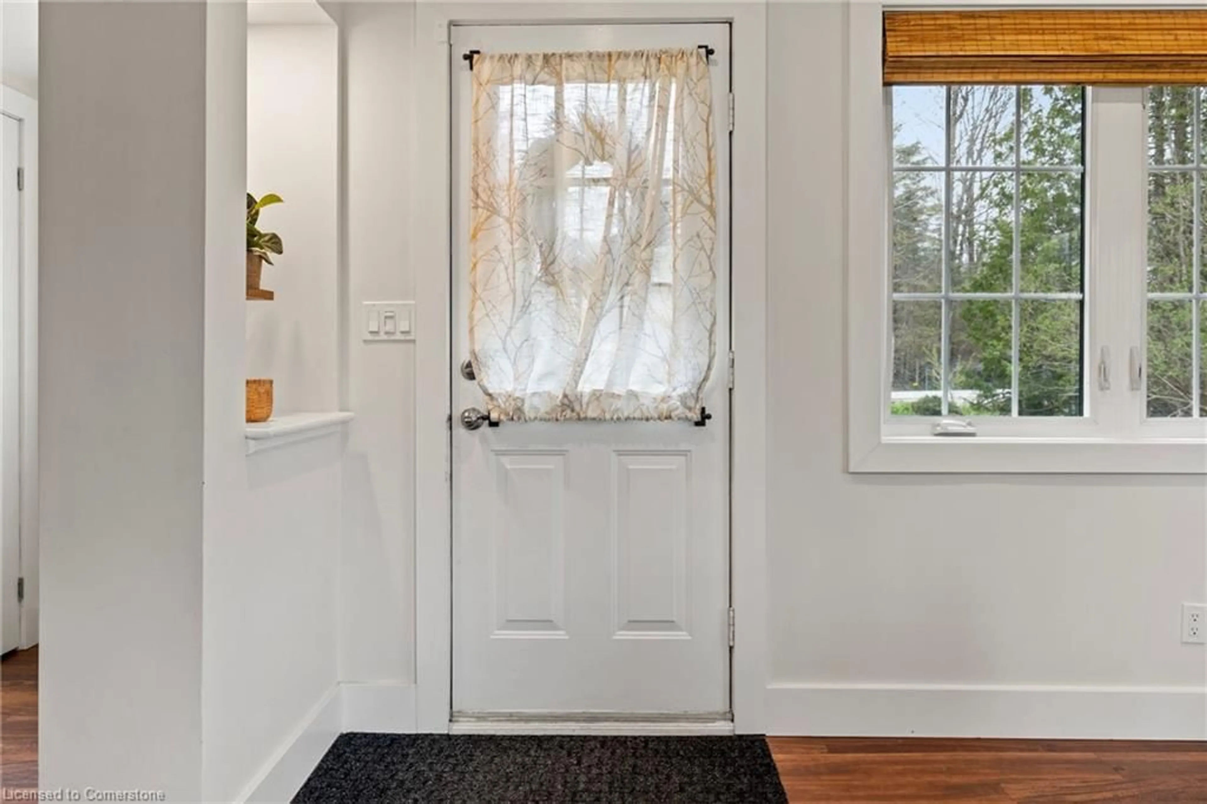 Indoor entryway for 9 Bawden Rd, Goderich Ontario N7A 3X8