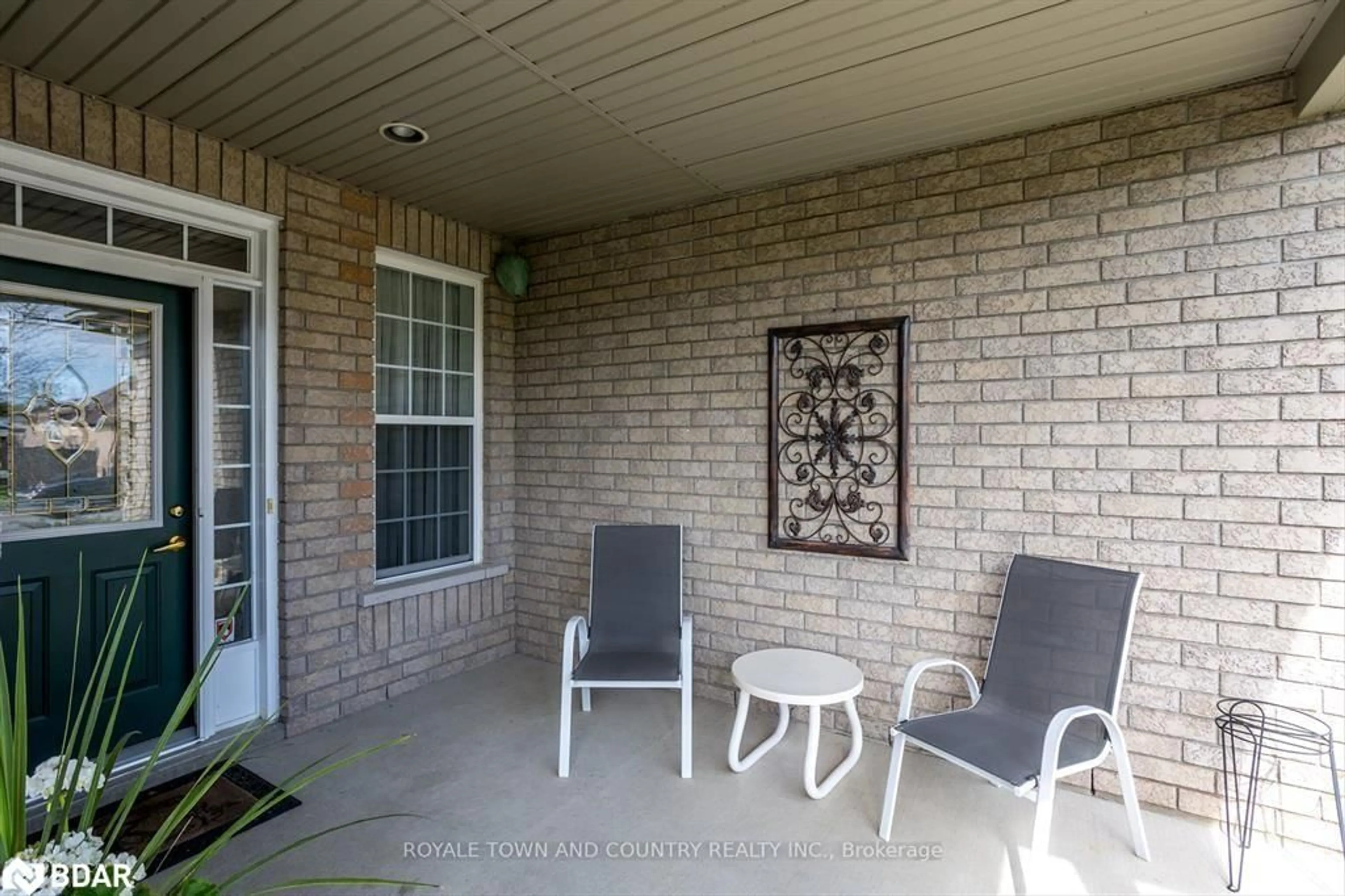 Patio, unknown for 25 Sylvester Dr, Lindsay Ontario K9V 6E7