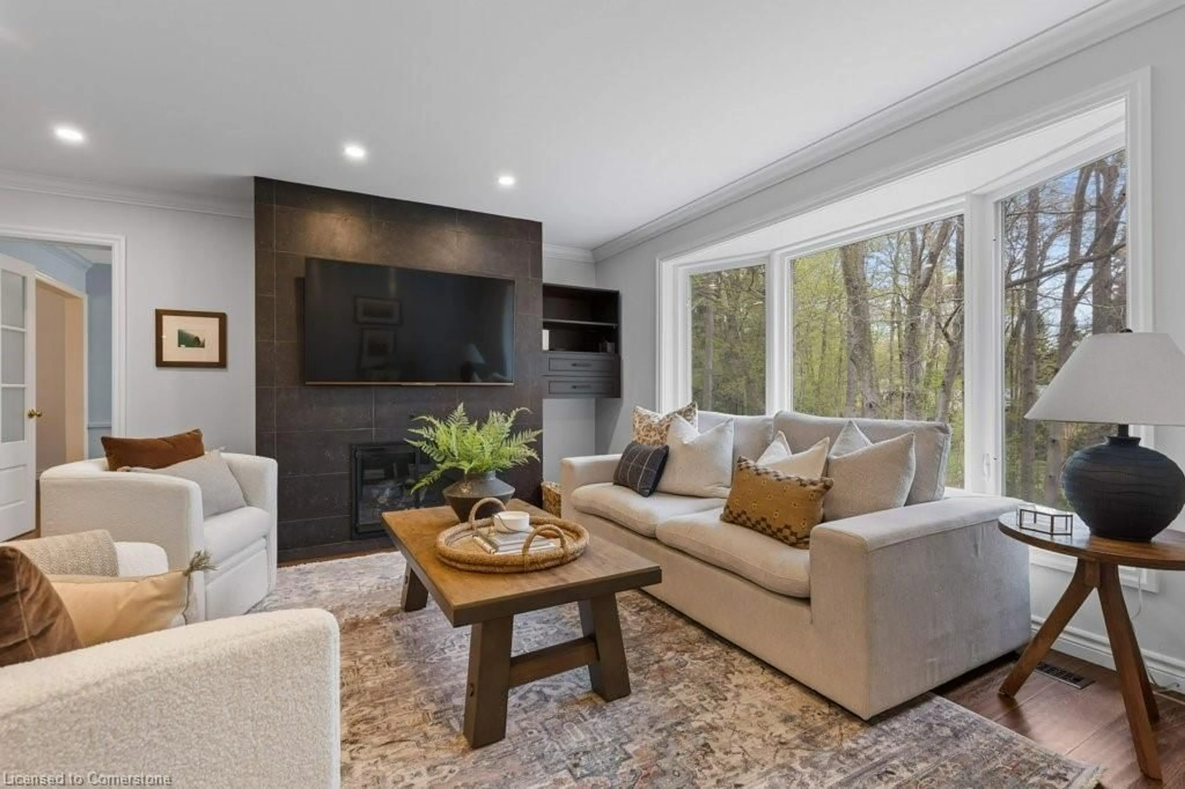 Living room with furniture, unknown for 302 Shakespeare Dr, Waterloo Ontario N2L 2V1