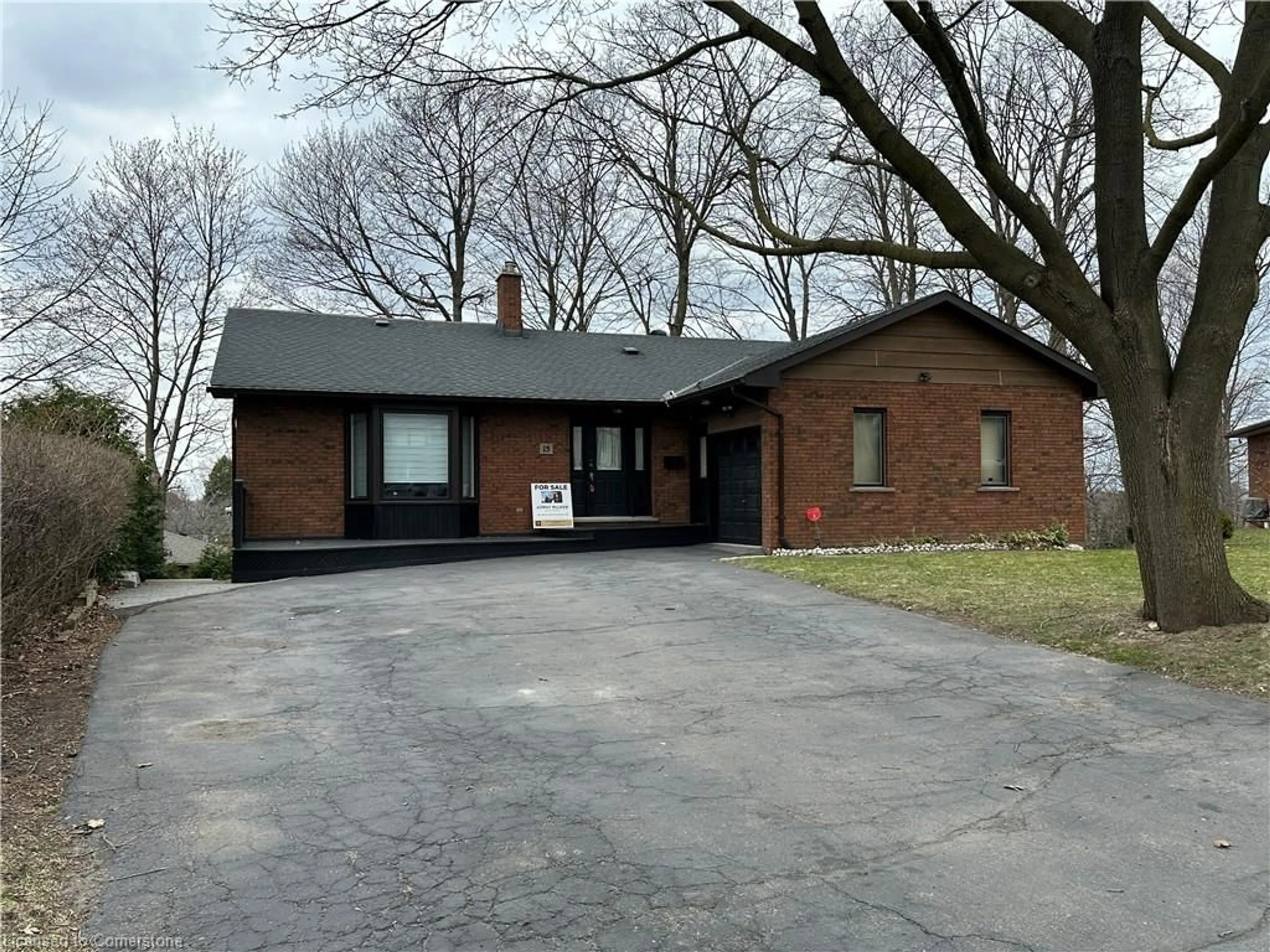 Home with brick exterior material, street for 15 Westbrook Pl, Cambridge Ontario N3C 3J4
