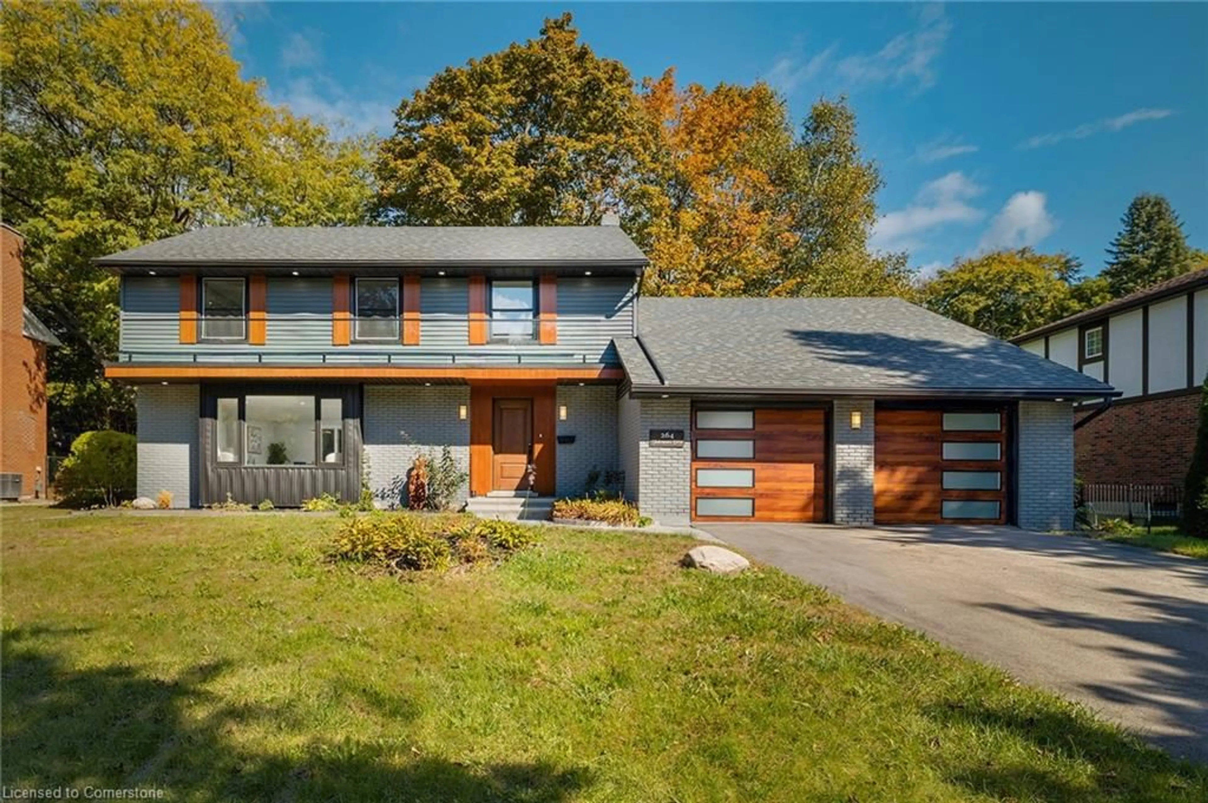 Home with brick exterior material, street for 264 Shakespeare Dr, Waterloo Ontario N2L 2T6