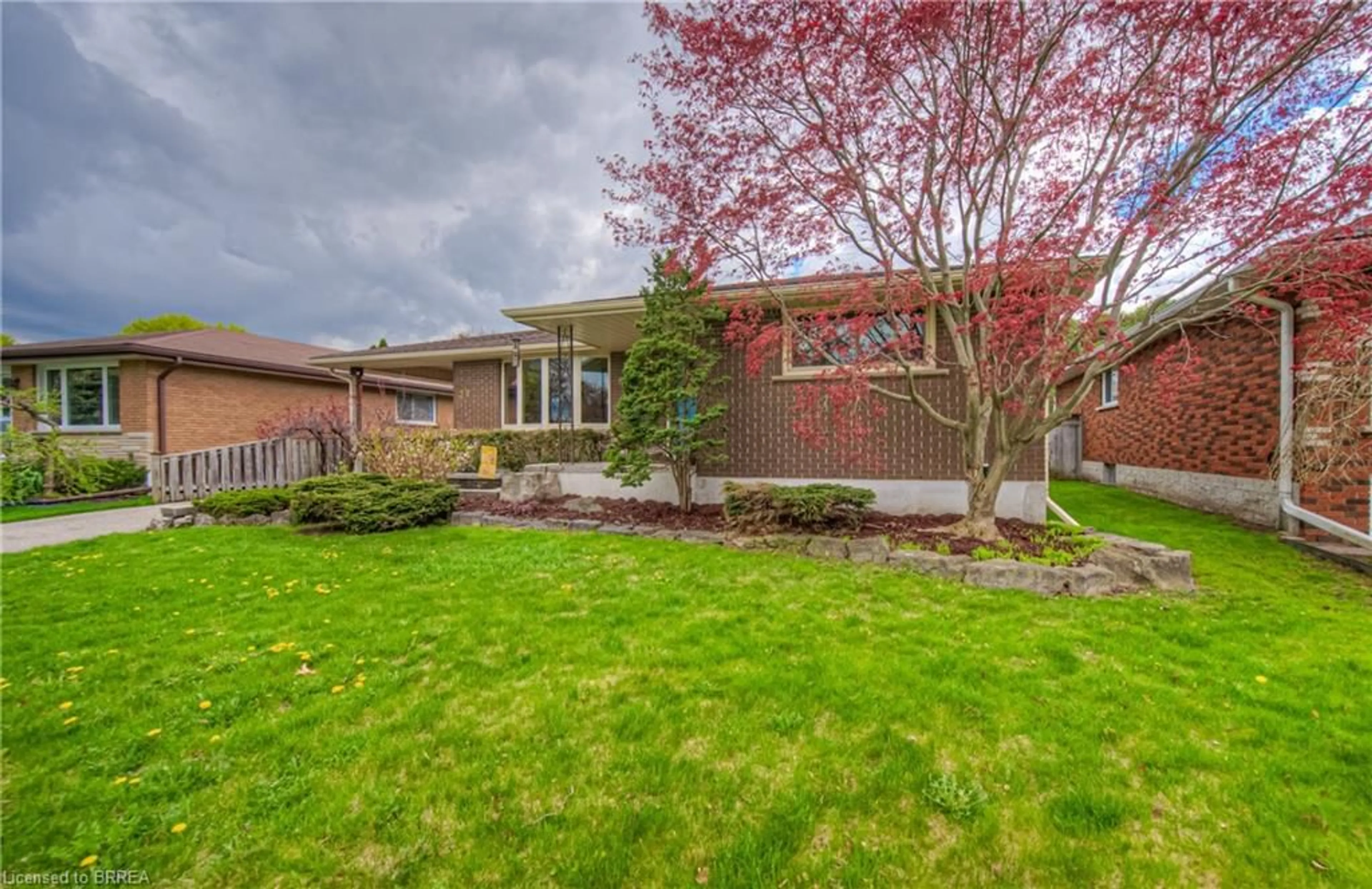Unknown for 24 Allanton Blvd, Brantford Ontario N3R 3C1