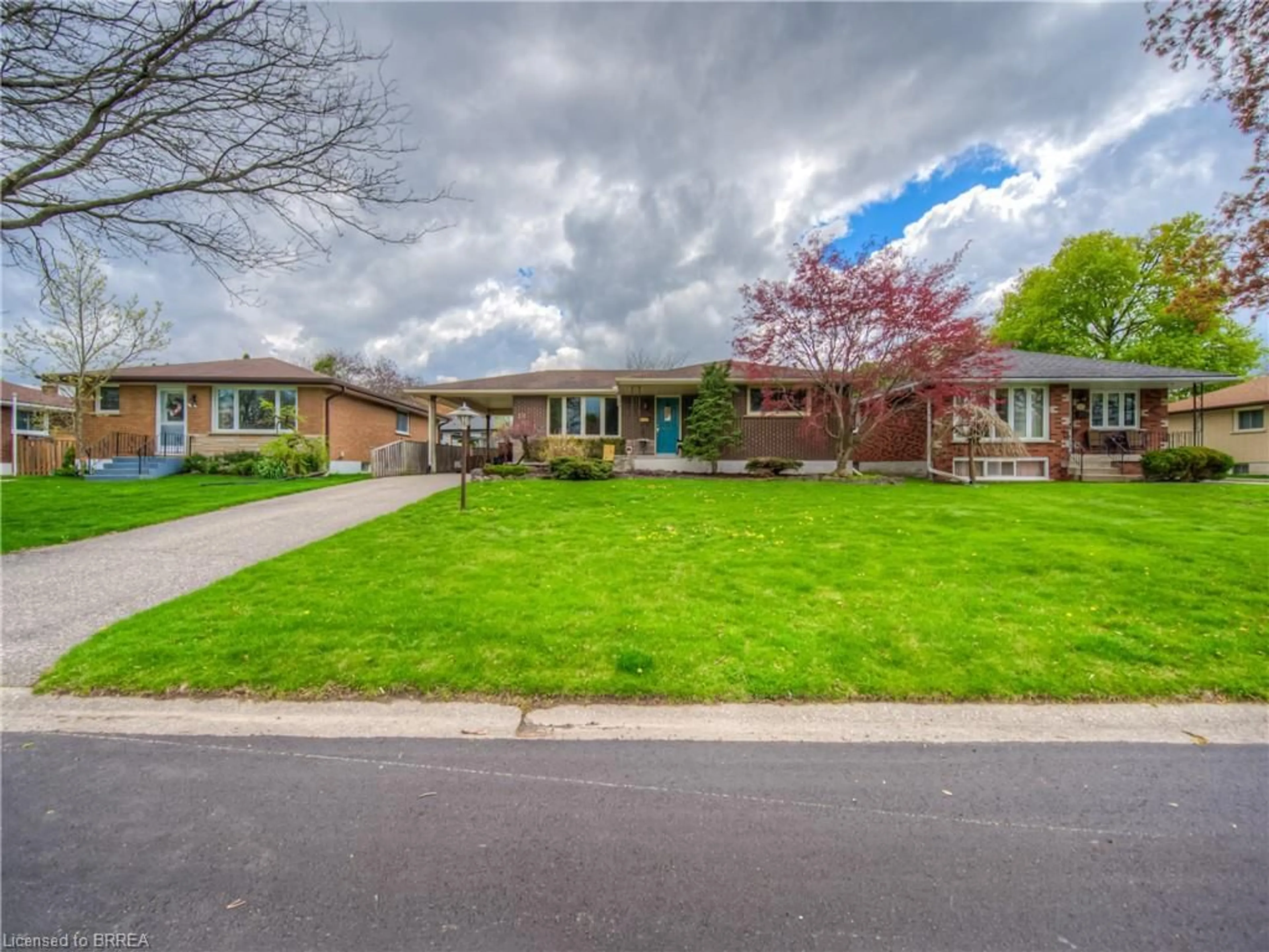 Unknown for 24 Allanton Blvd, Brantford Ontario N3R 3C1