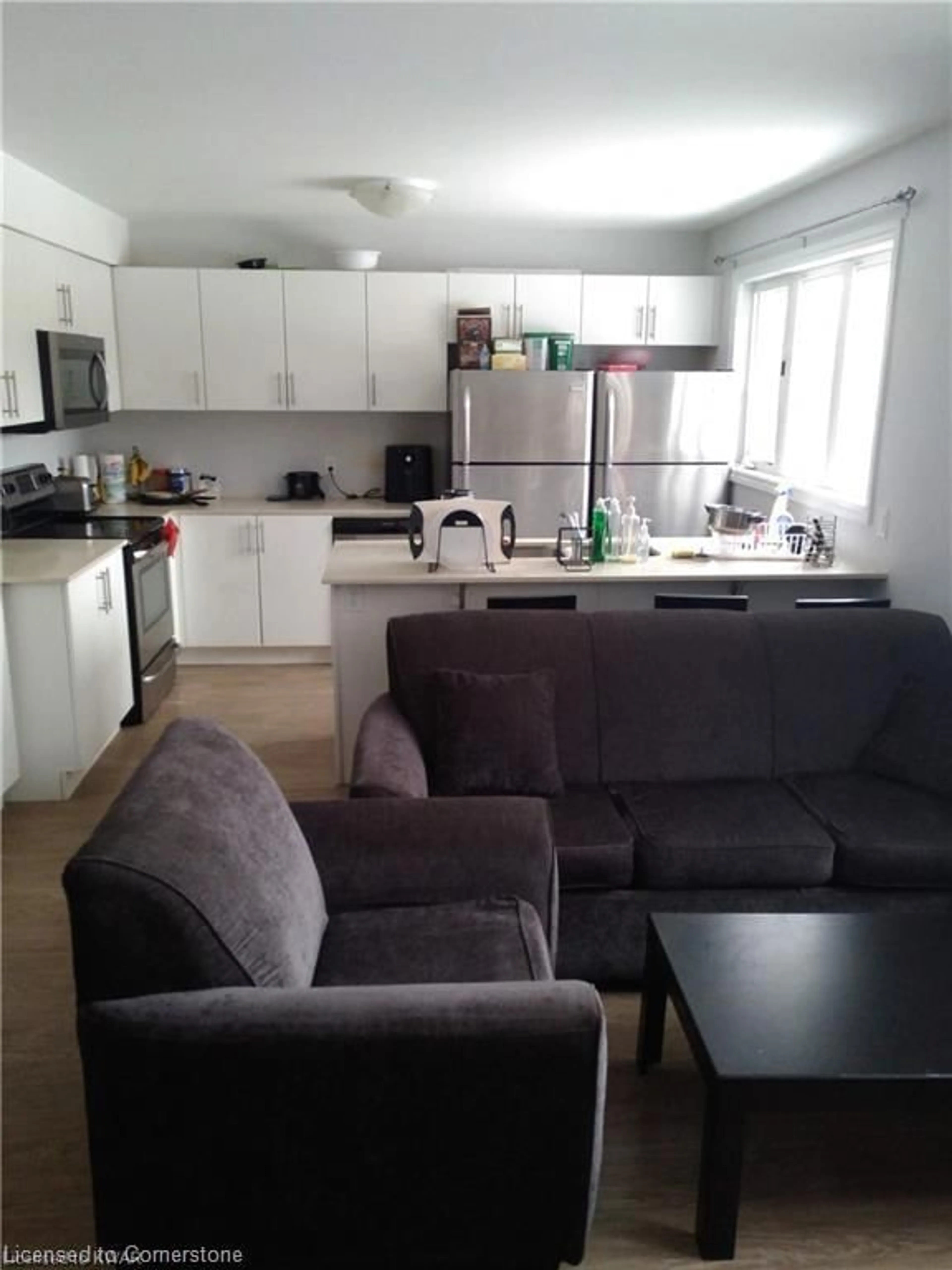 Unknown for 242 Penetanguishene Rd #15, Barrie Ontario L4M 7C2