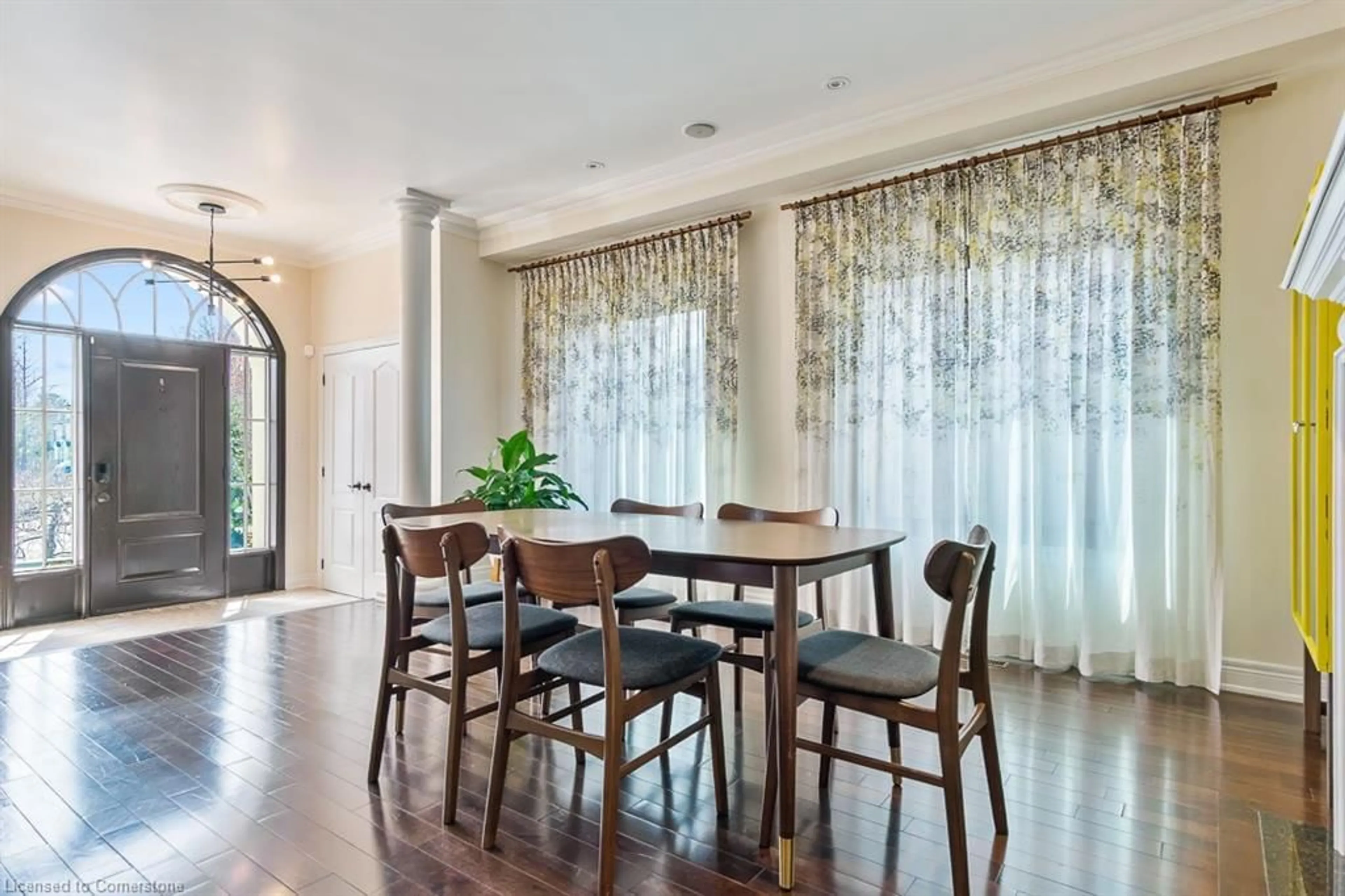 Dining room, unknown for 2206 Hampstead Rd, Oakville Ontario L6H 6Y9
