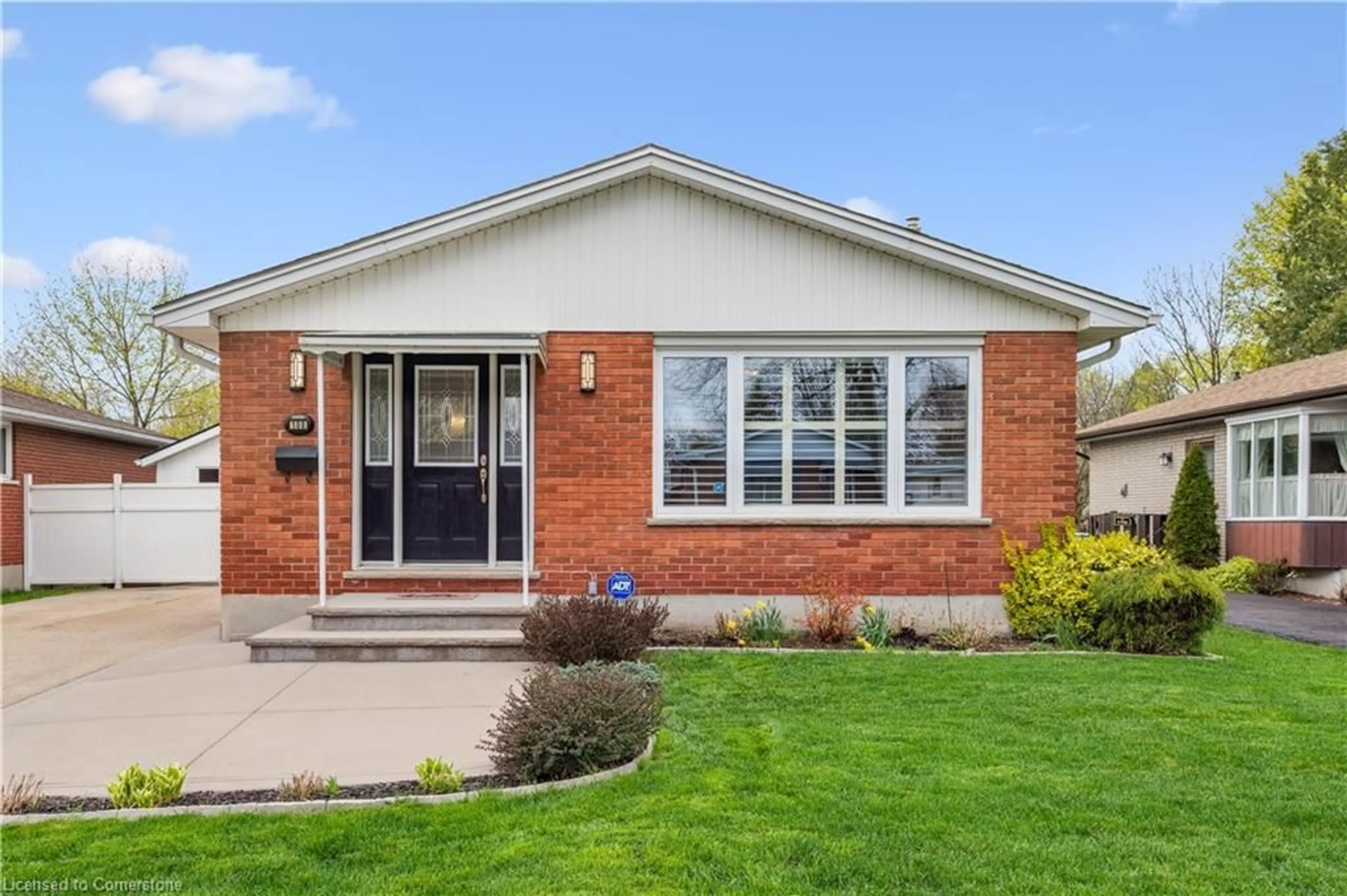 Home with brick exterior material, street for 108 Cantley Cres, London Ontario N6E 1G6