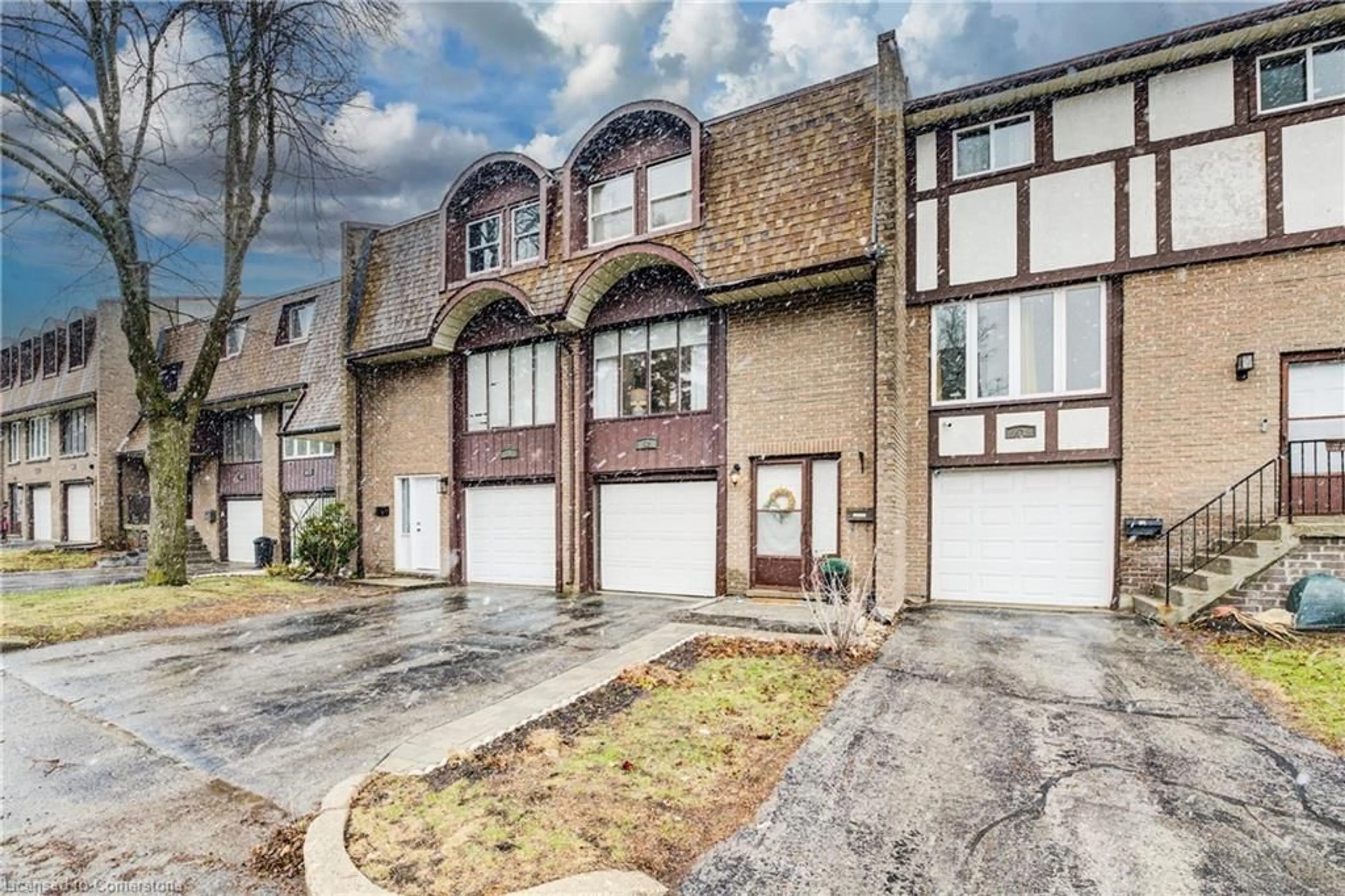 Unknown for 49 Cedarwoods Cres #52, Kitchener Ontario N2C 2L1