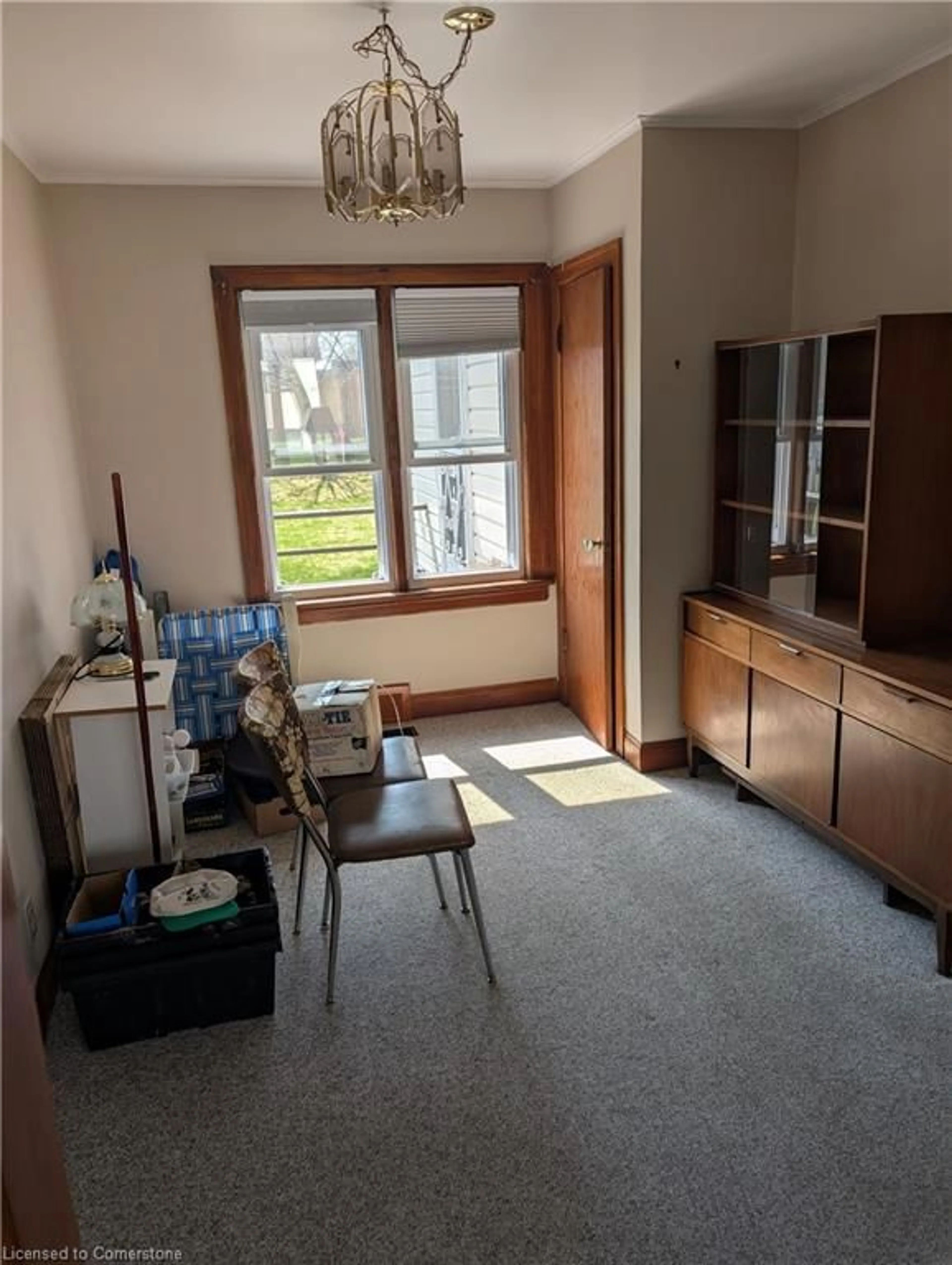 A pic of a room for 83 Adelaide St, Kitchener Ontario N2M 2B5