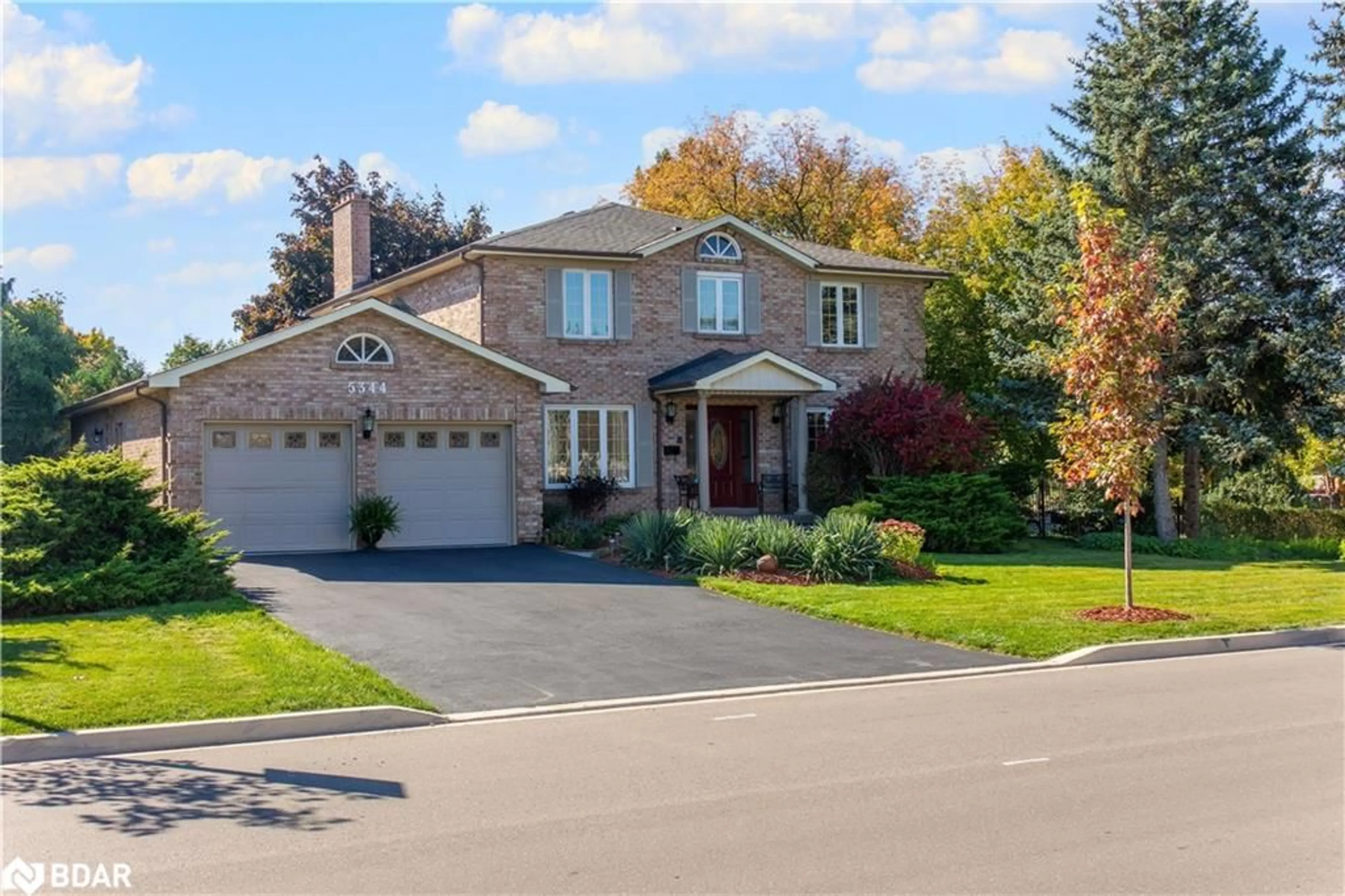 Home with brick exterior material, street for 5344 Durie Rd, Peel Ontario L5M 2C7
