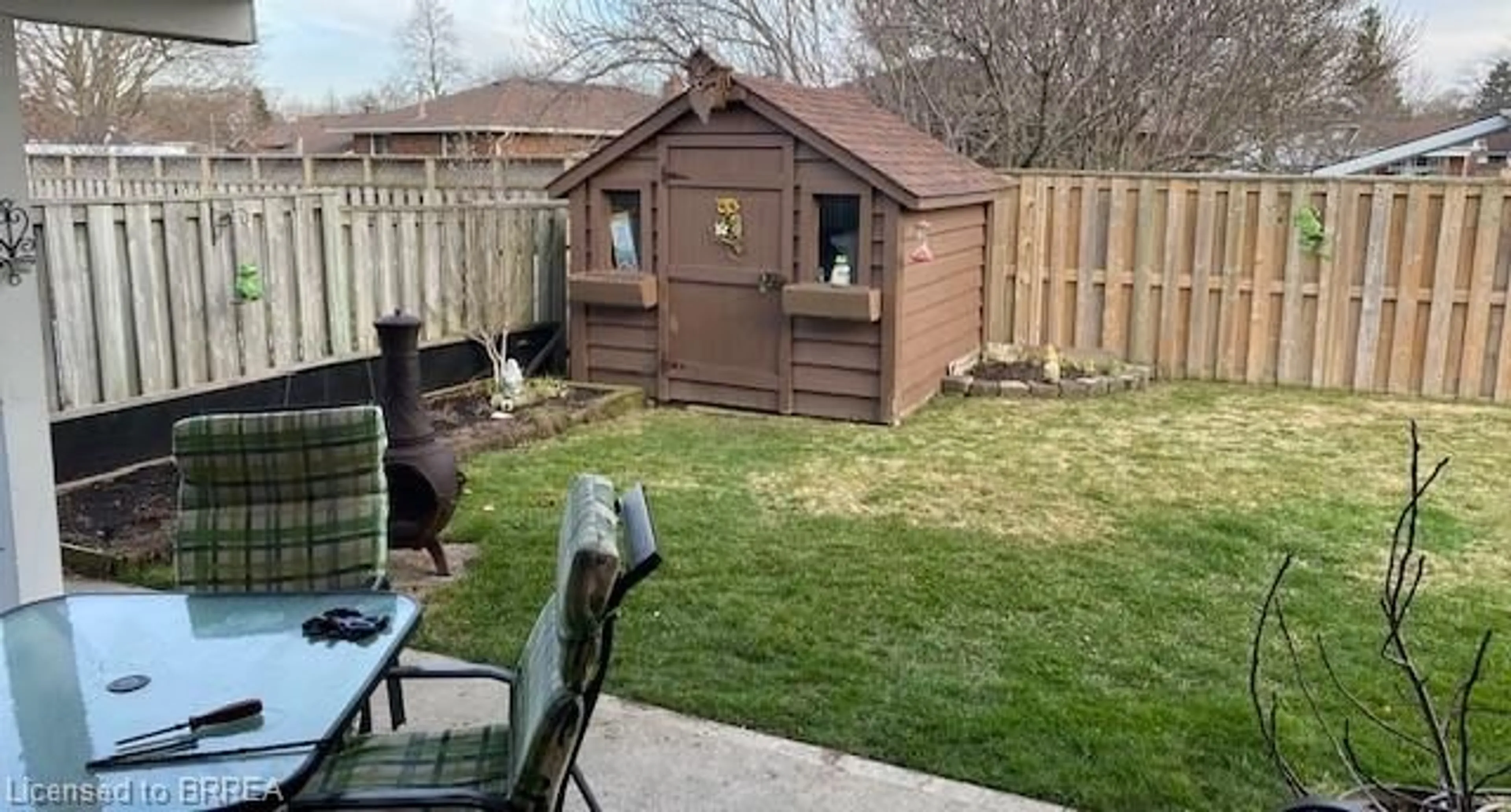 Shed for 9 Blueridge Cres, Brantford Ontario N3R 5E6