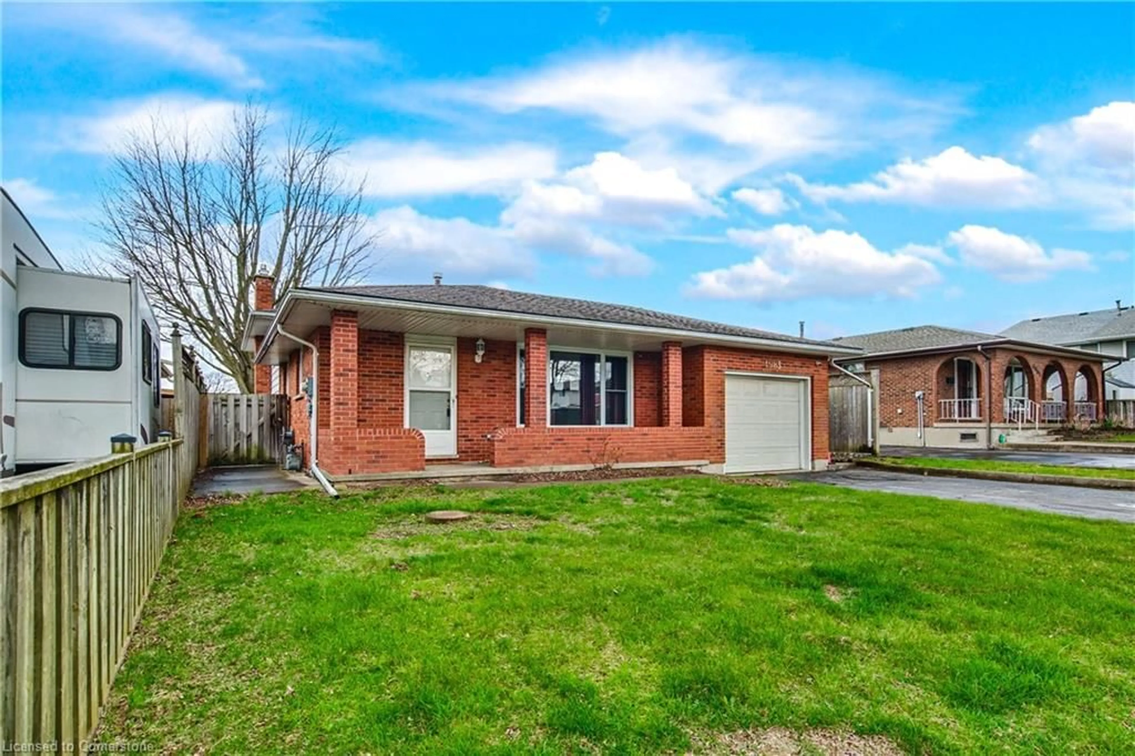 Home with brick exterior material, street for 4983 University Ave, Niagara Falls Ontario L2E 7B9