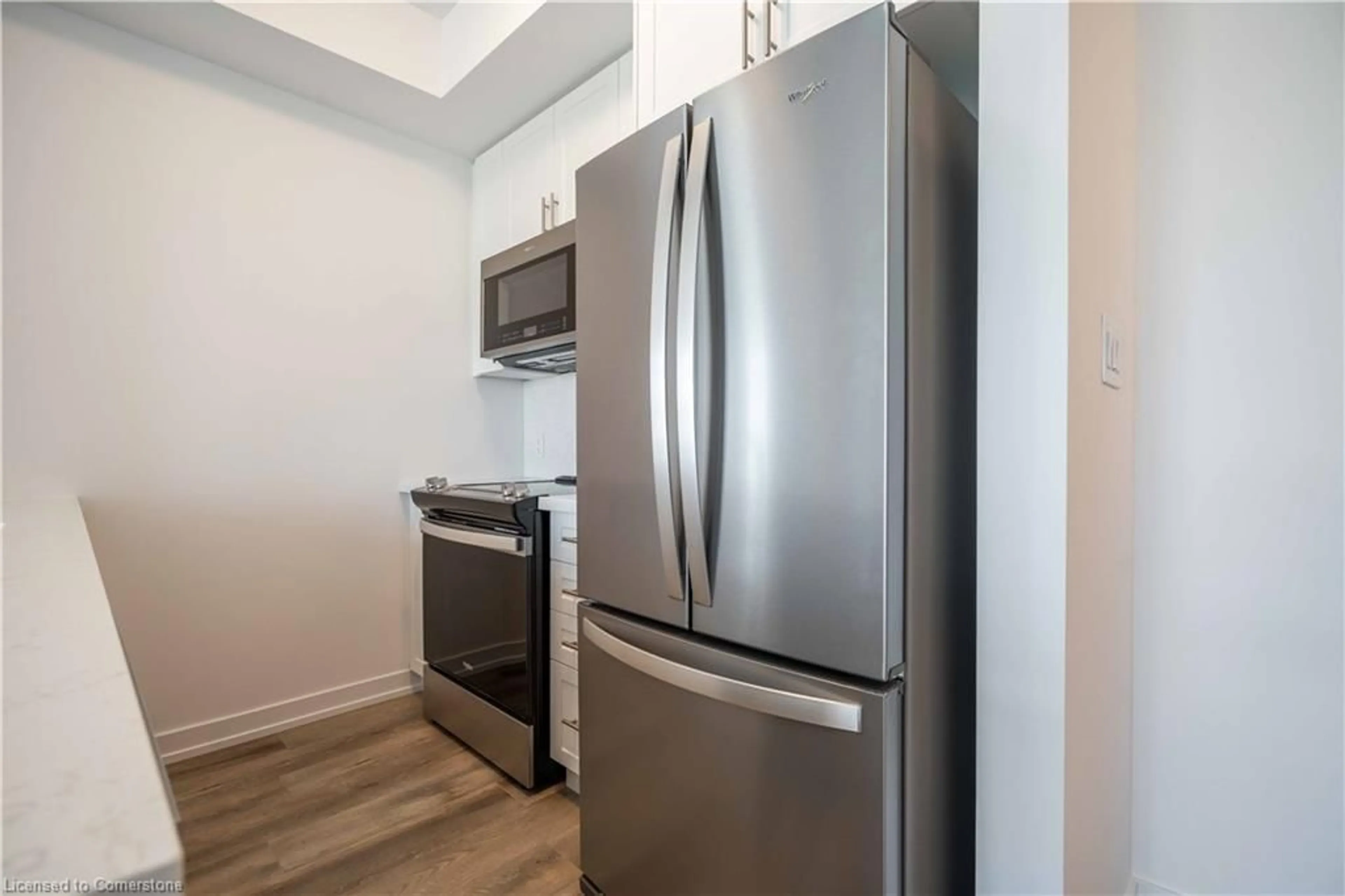 Standard kitchen, wood/laminate floor for 470 Dundas St #405, Waterdown Ontario L8B 2A6