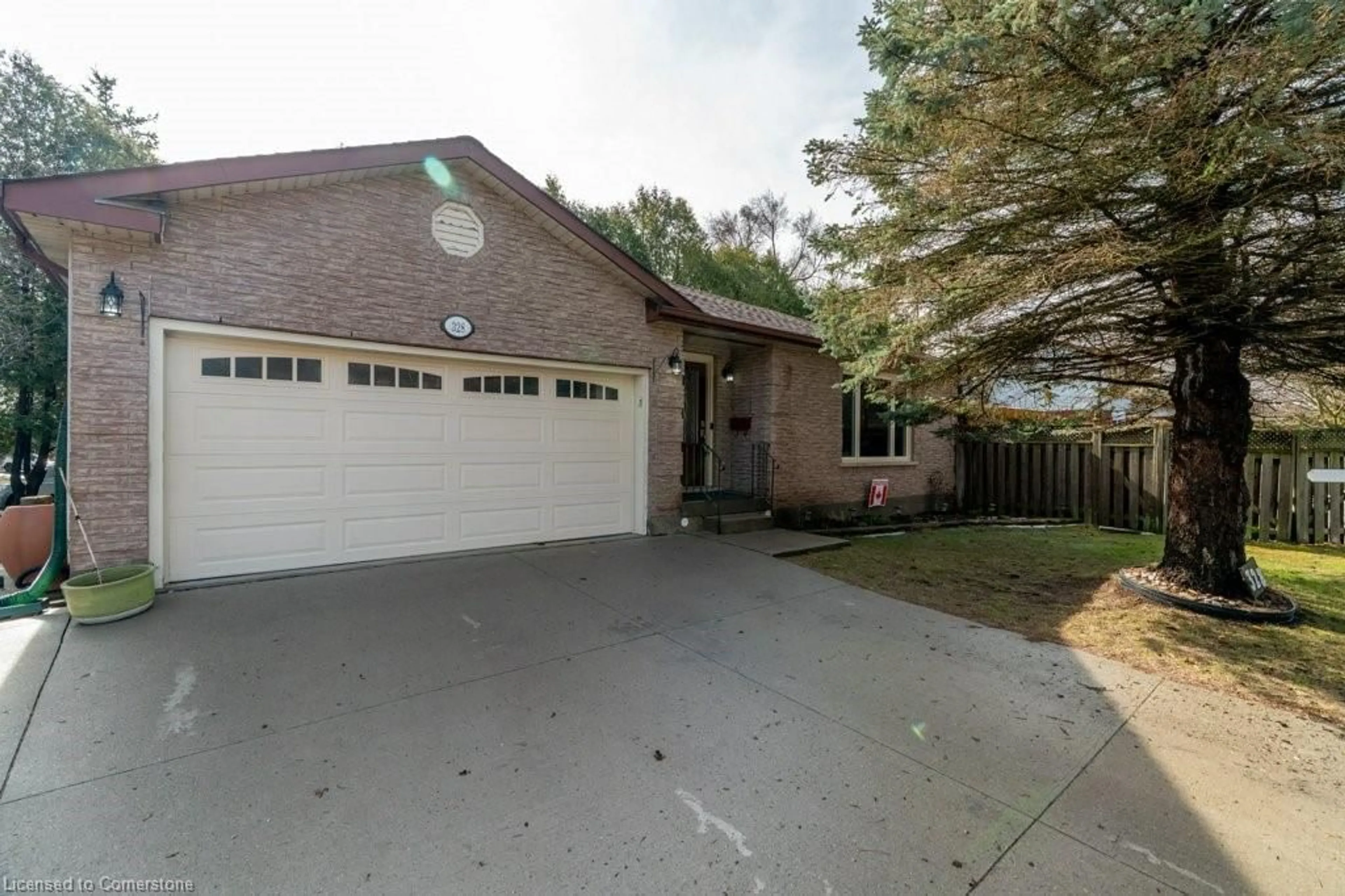 Unknown for 328 Burnett Ave, Cambridge Ontario N1T 1G6