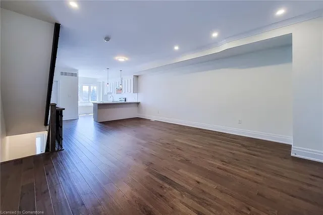 Additional property image - 111 Wilson St Unit 7