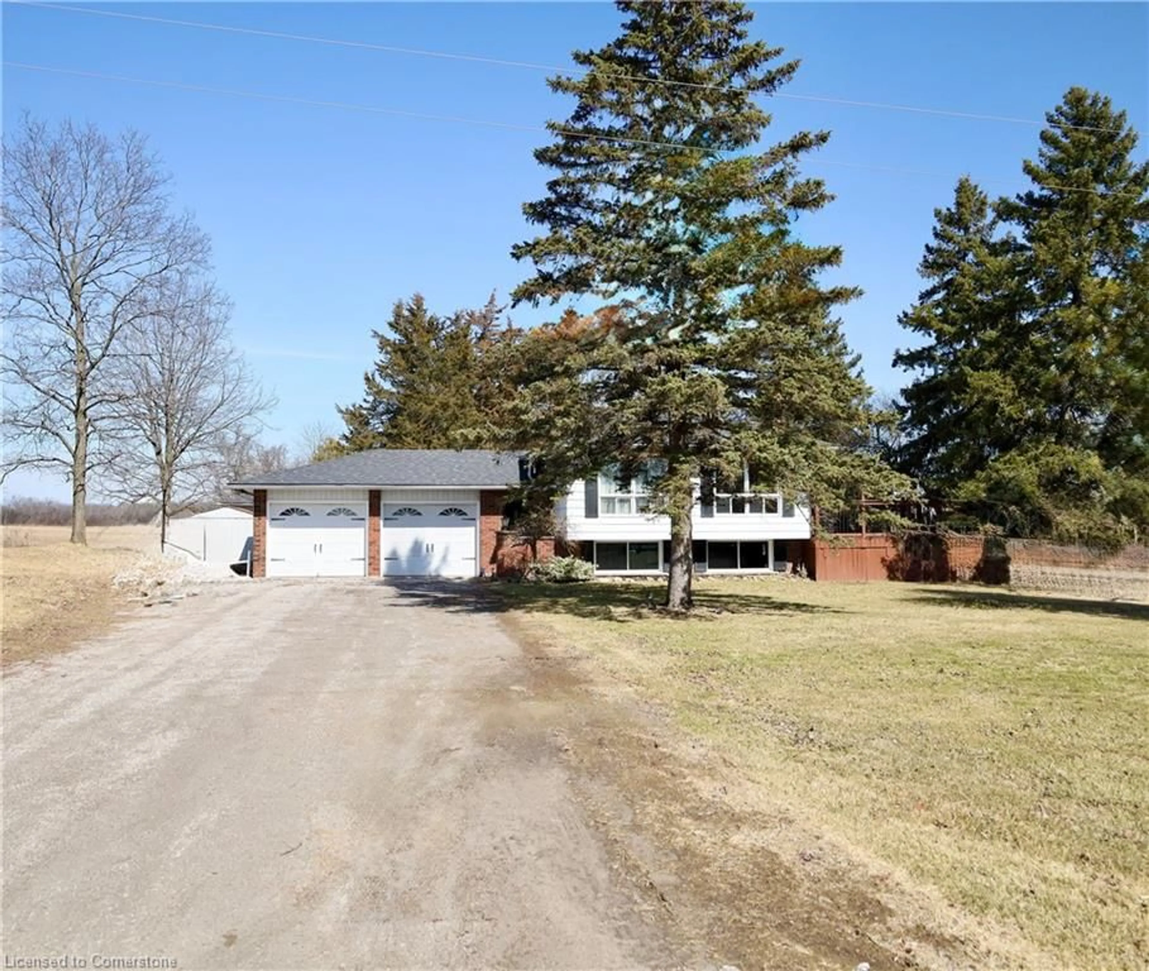 A pic from outside/outdoor area/front of a property/back of a property/a pic from drone, street for 51 6th Line, Caledonia Ontario N3W 1Y7