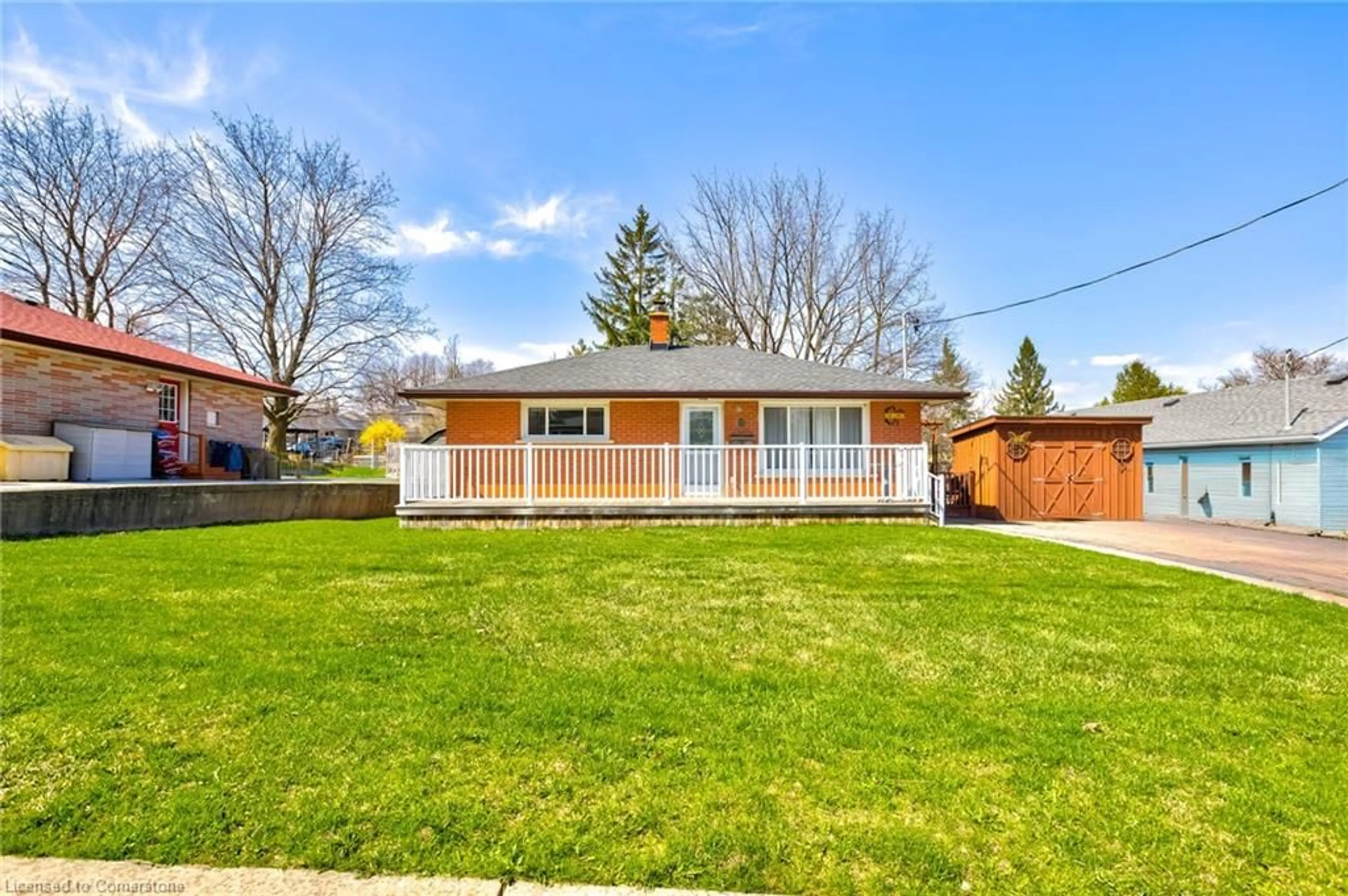 Home with vinyl exterior material, street for 3 Thomas St, Cambridge Ontario N3C 1L2