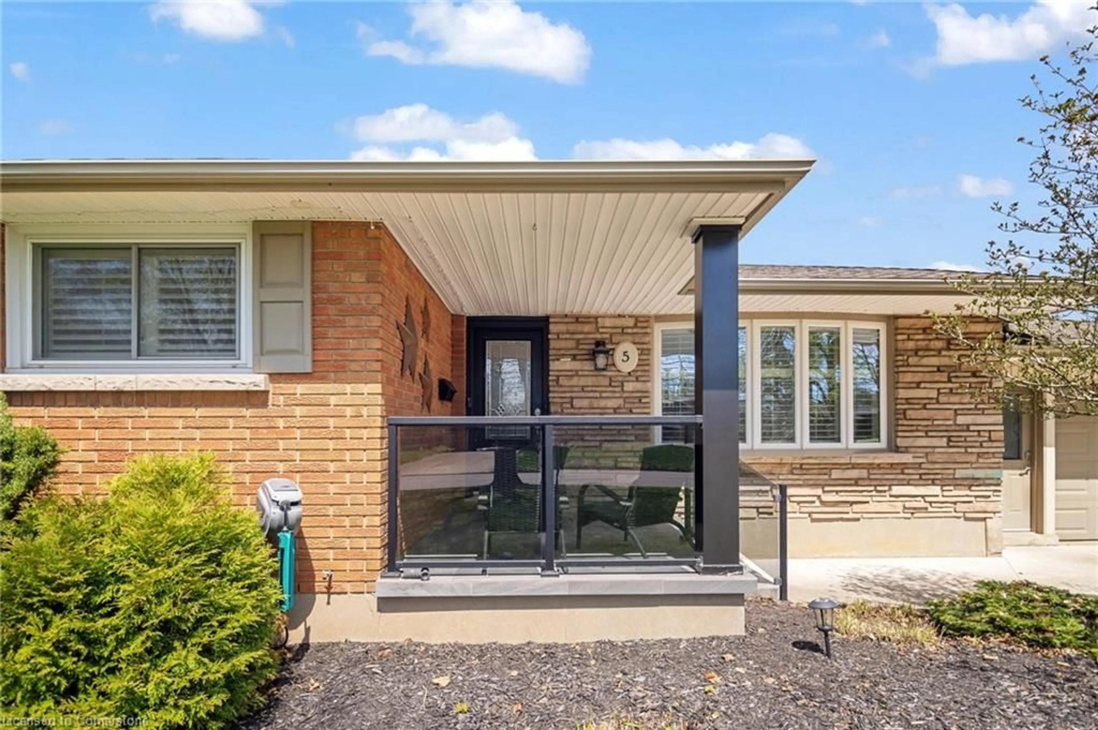 Home with brick exterior material, street for 5 Brentwood Dr, St. Catharines Ontario L2M 4M1