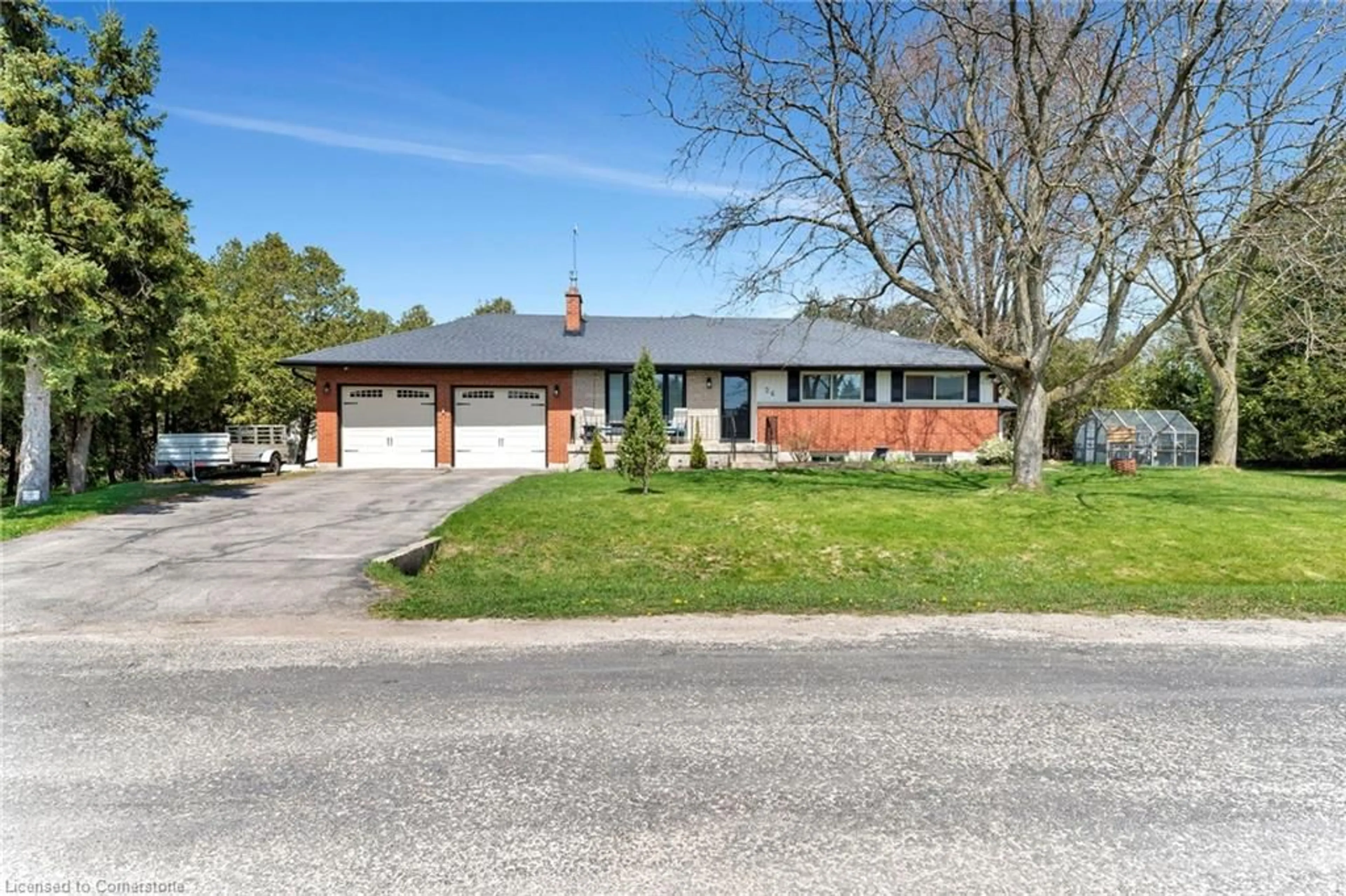 Unknown for 26 Davies St, Cambridge Ontario N1R 5S2