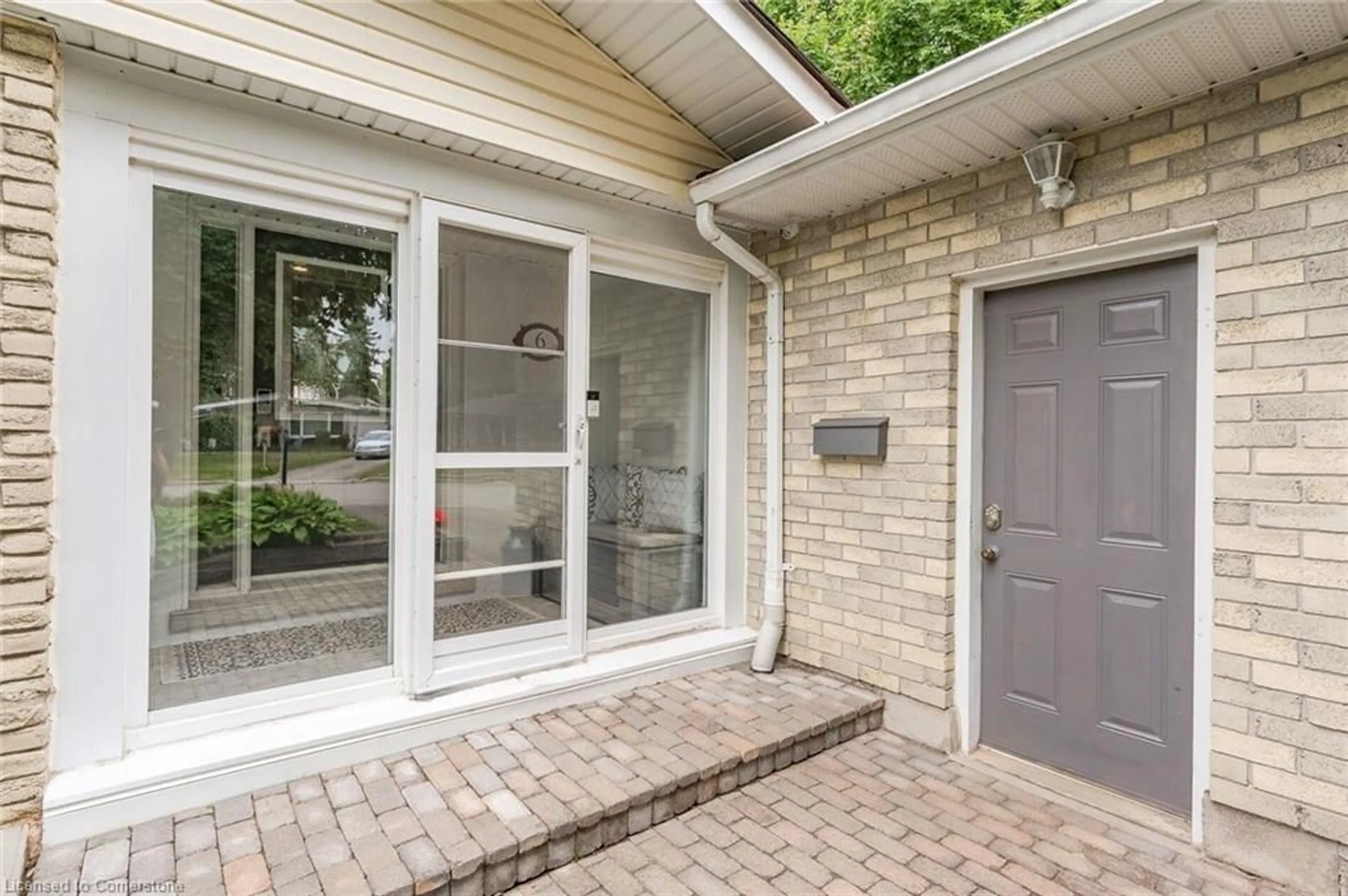 Unknown for 6 Stirling Pl, Guelph Ontario N1H 6W2
