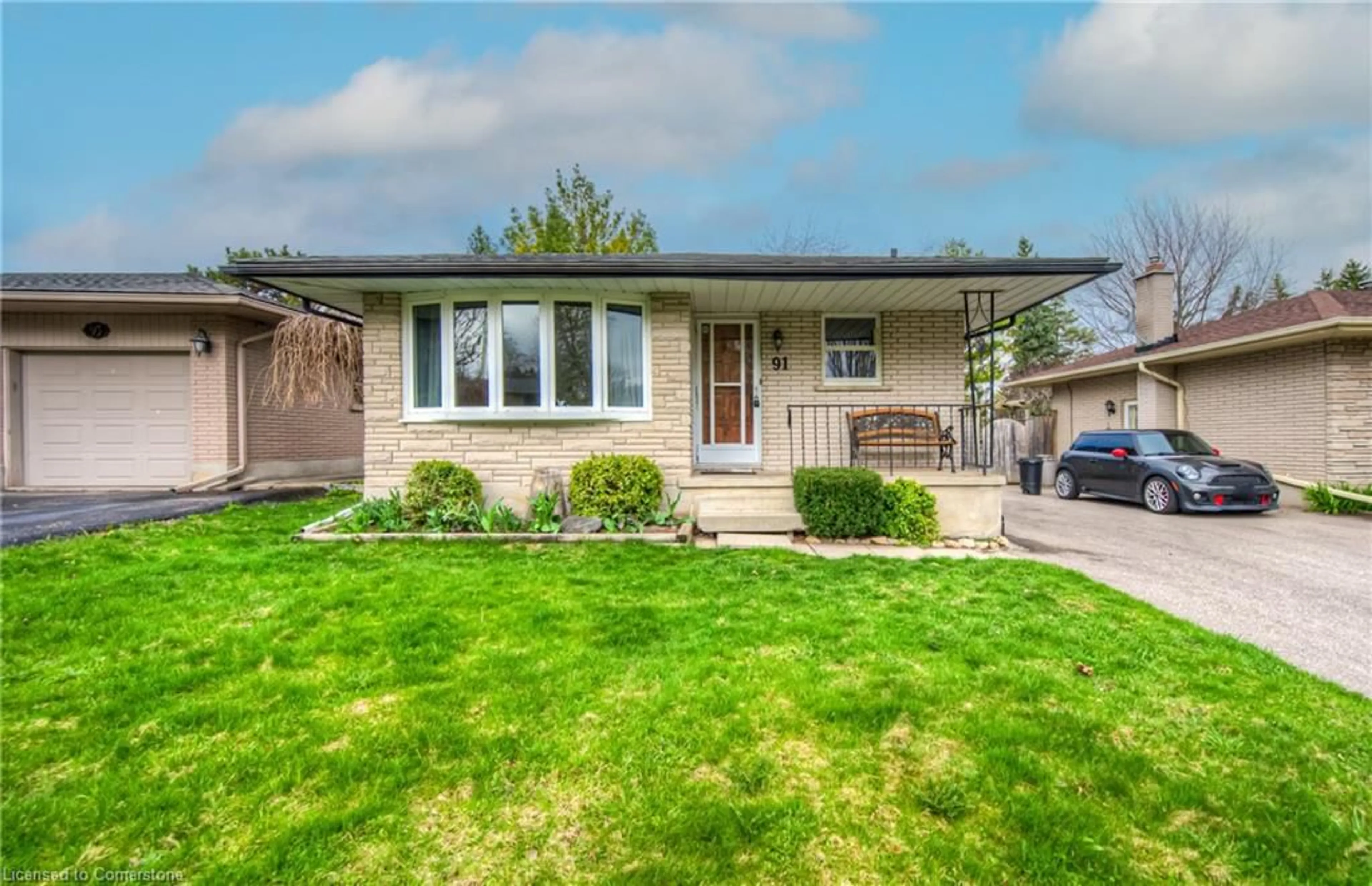 Home with brick exterior material, street for 91 Kimberly Cres, Kitchener Ontario N2E 1C8