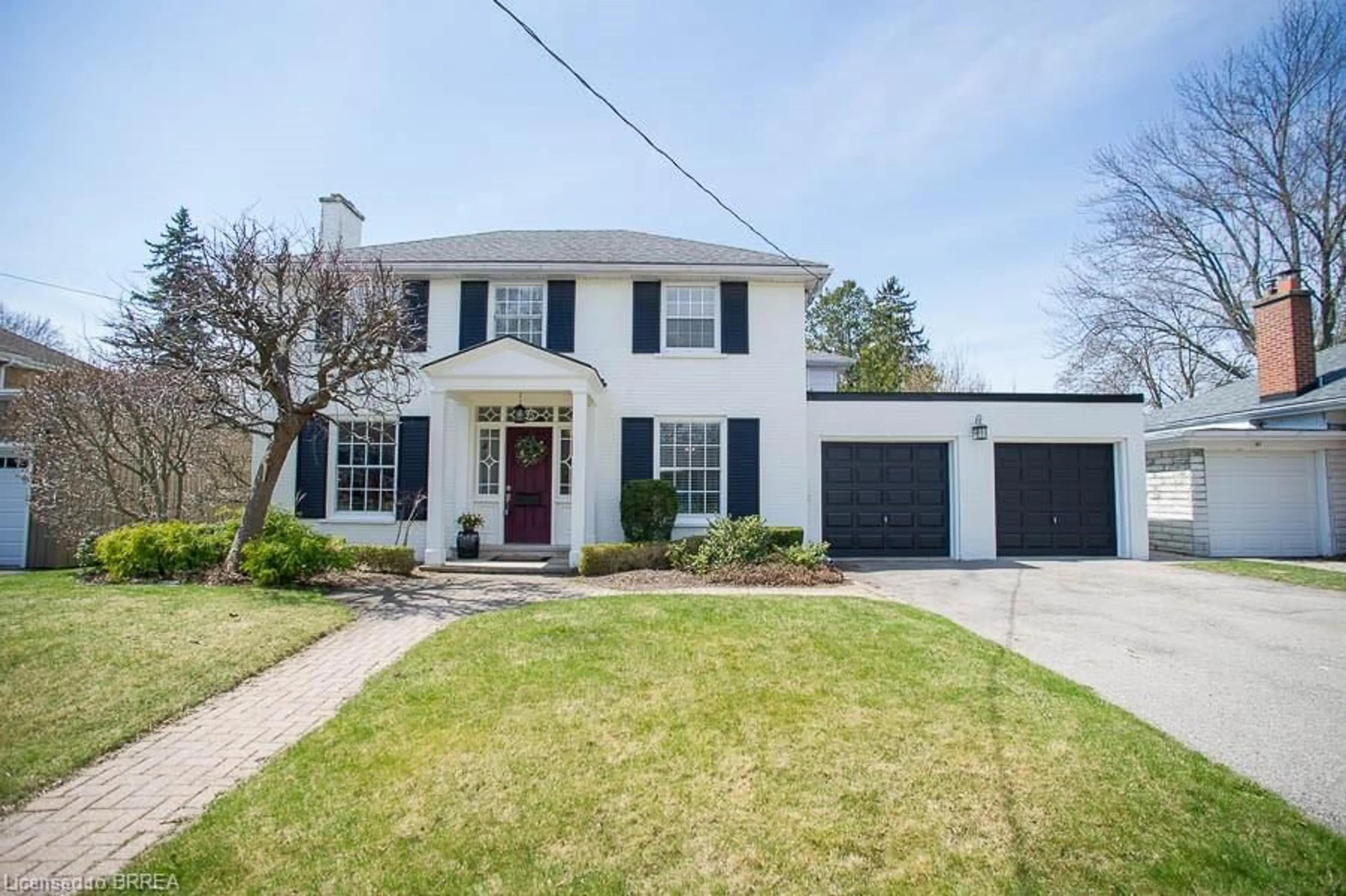 Home with brick exterior material, street for 45 Springfield Dr, Brantford Ontario N3R 1N4