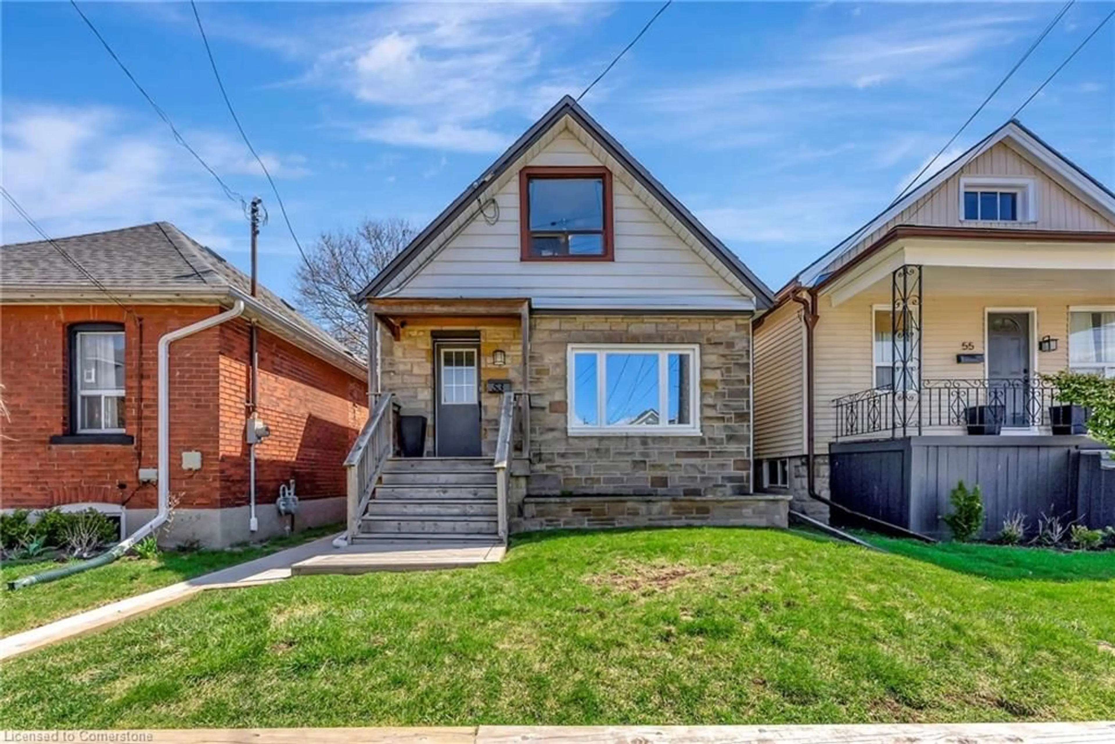 Home with brick exterior material, street for 53 East 21st St, Hamilton Ontario L8V 2T3