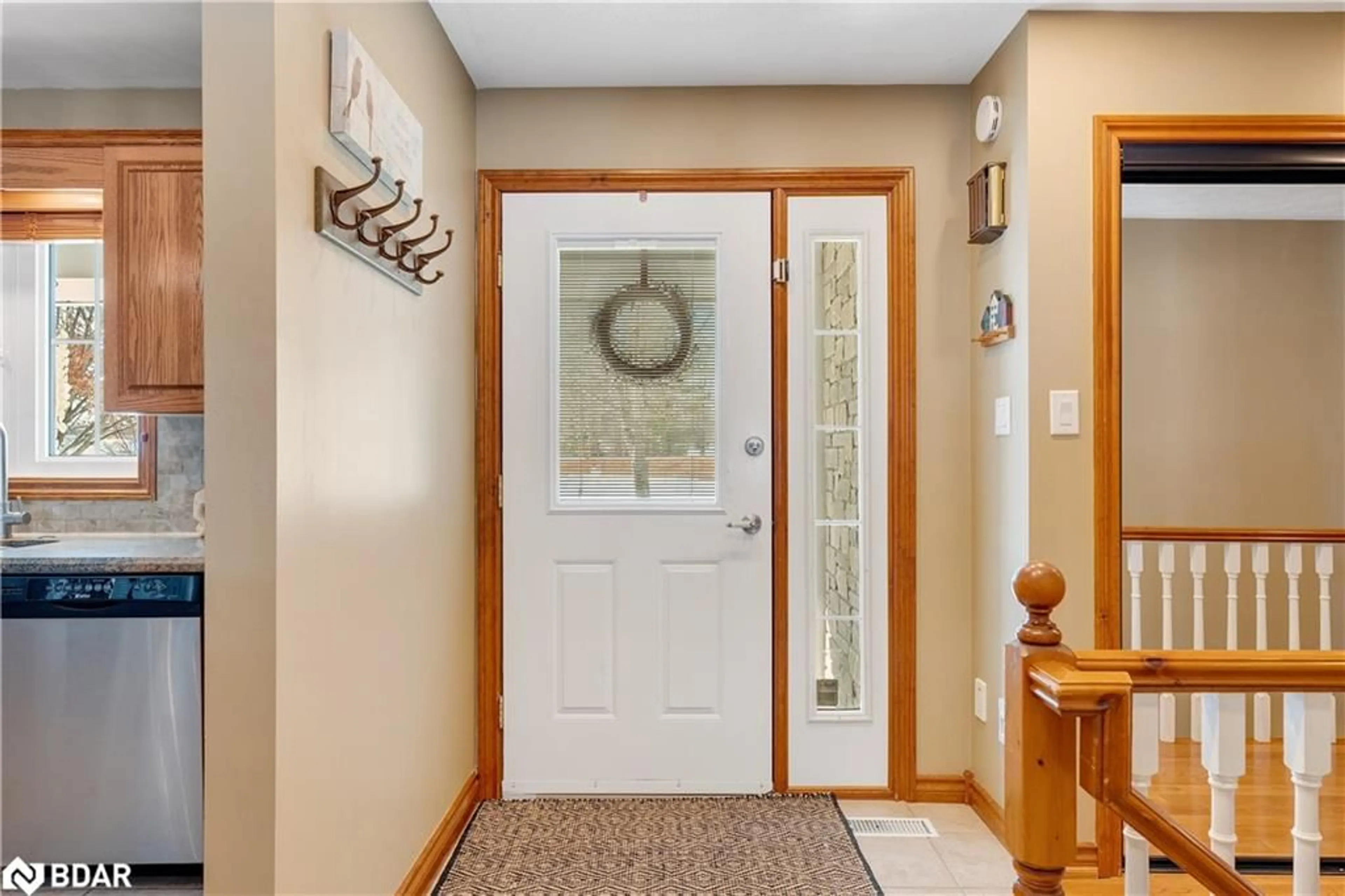 Indoor entryway for 21 Mary Jane Rd, Tiny Twp Ontario L0L 2T0