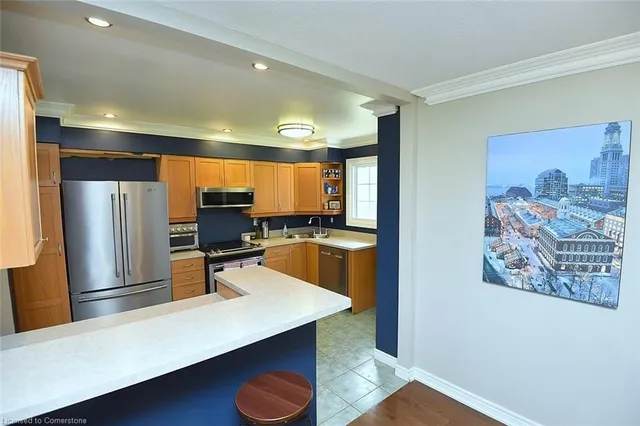 Additional property image - 563 Brock Rd