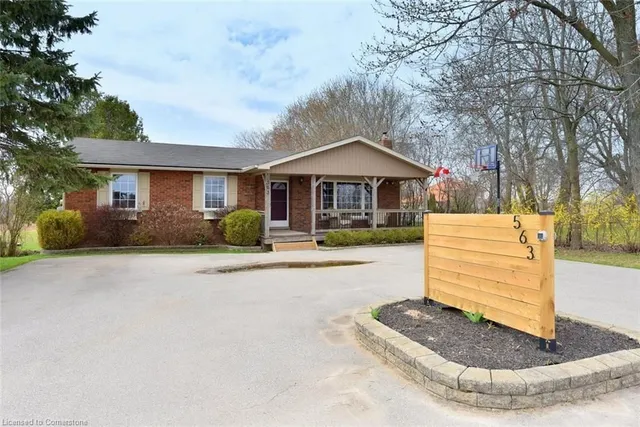 Additional property image - 563 Brock Rd