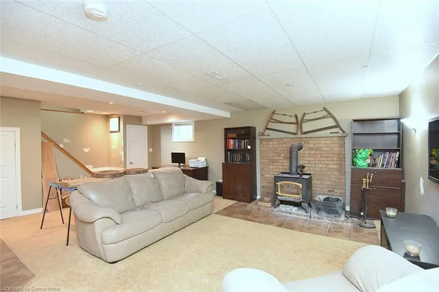 Additional property image - 563 Brock Rd