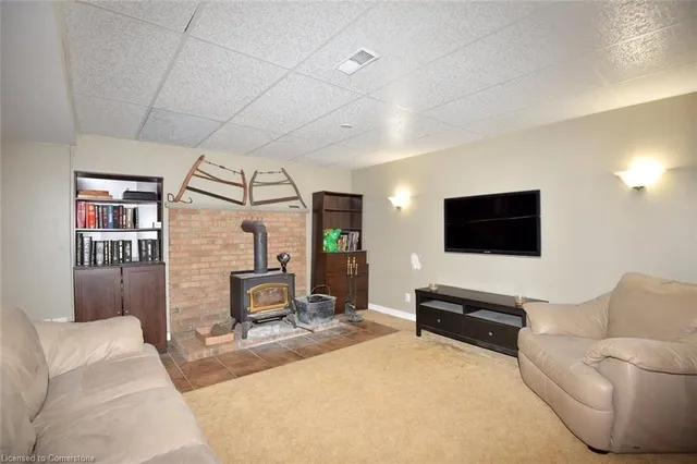 Additional property image - 563 Brock Rd