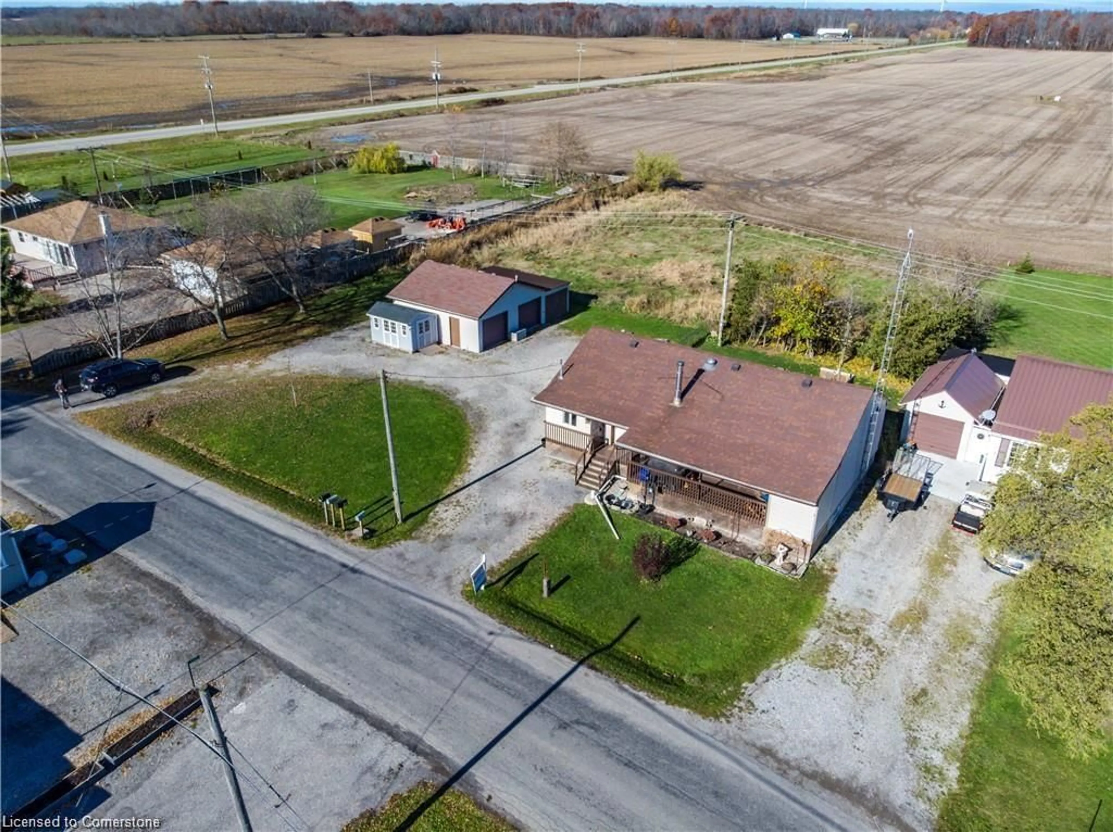 A pic from outside/outdoor area/front of a property/back of a property/a pic from drone, building for 1199 Lakeshore Rd, Haldimand County Ontario N0A 1P0