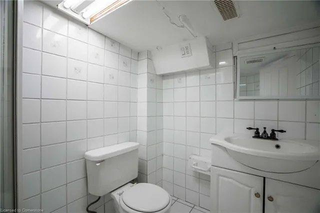 Additional property image - 50 Robins Ave