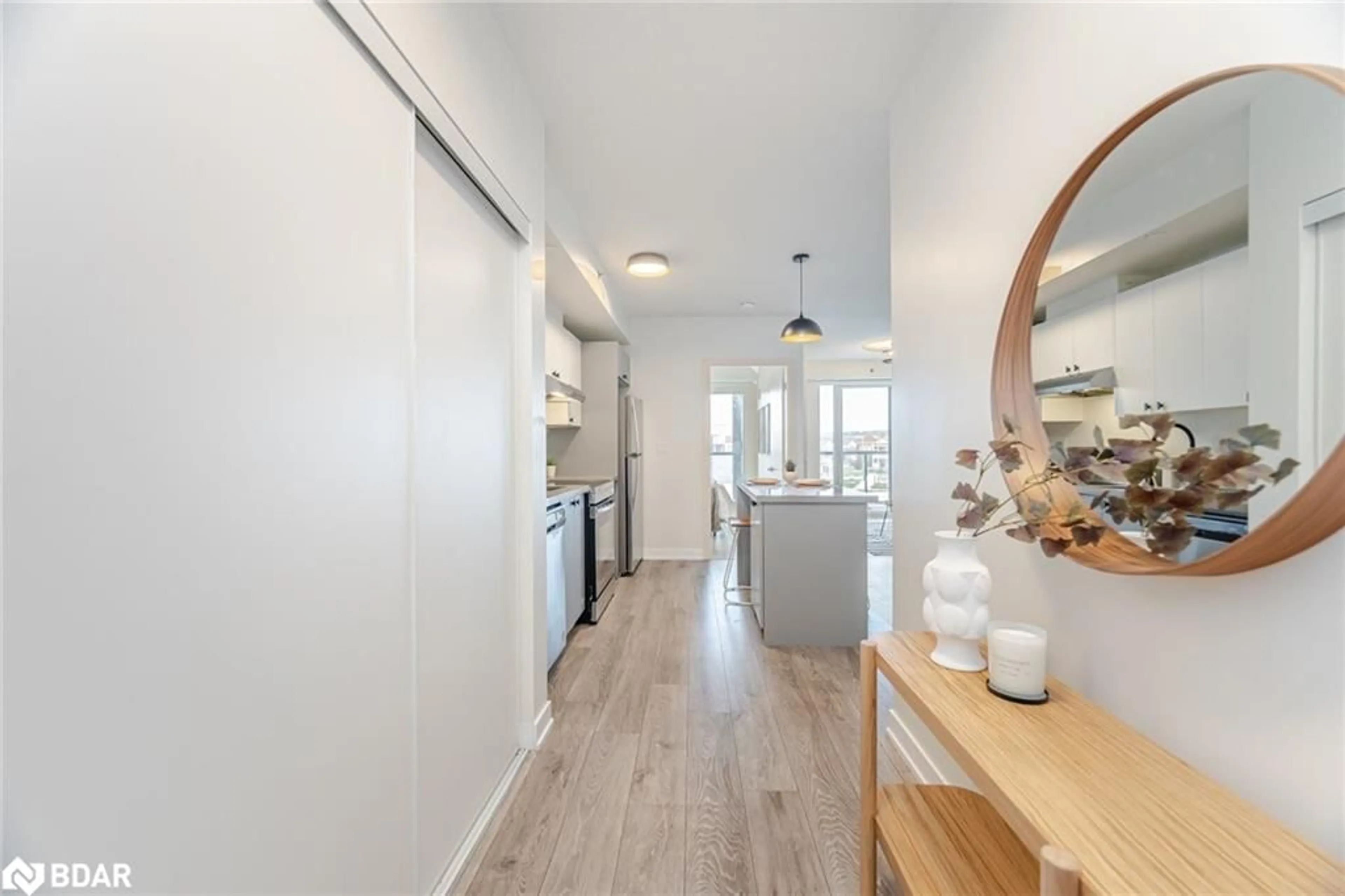 Open concept kitchen, unknown for 3200 Dakota Common #B217, Burlington Ontario L7M 2A7