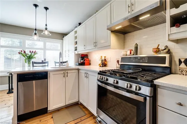 Additional property image - 43 Market St