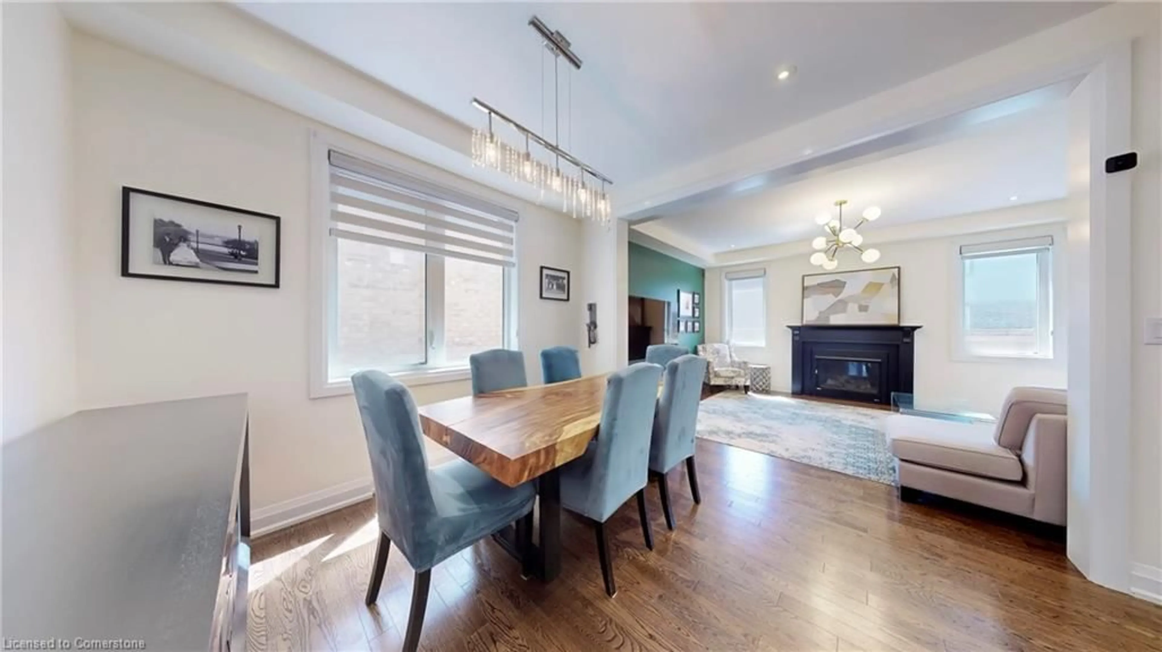 Dining room, wood/laminate floor for 9 Bastia St, Hamilton Ontario L8B 1V3
