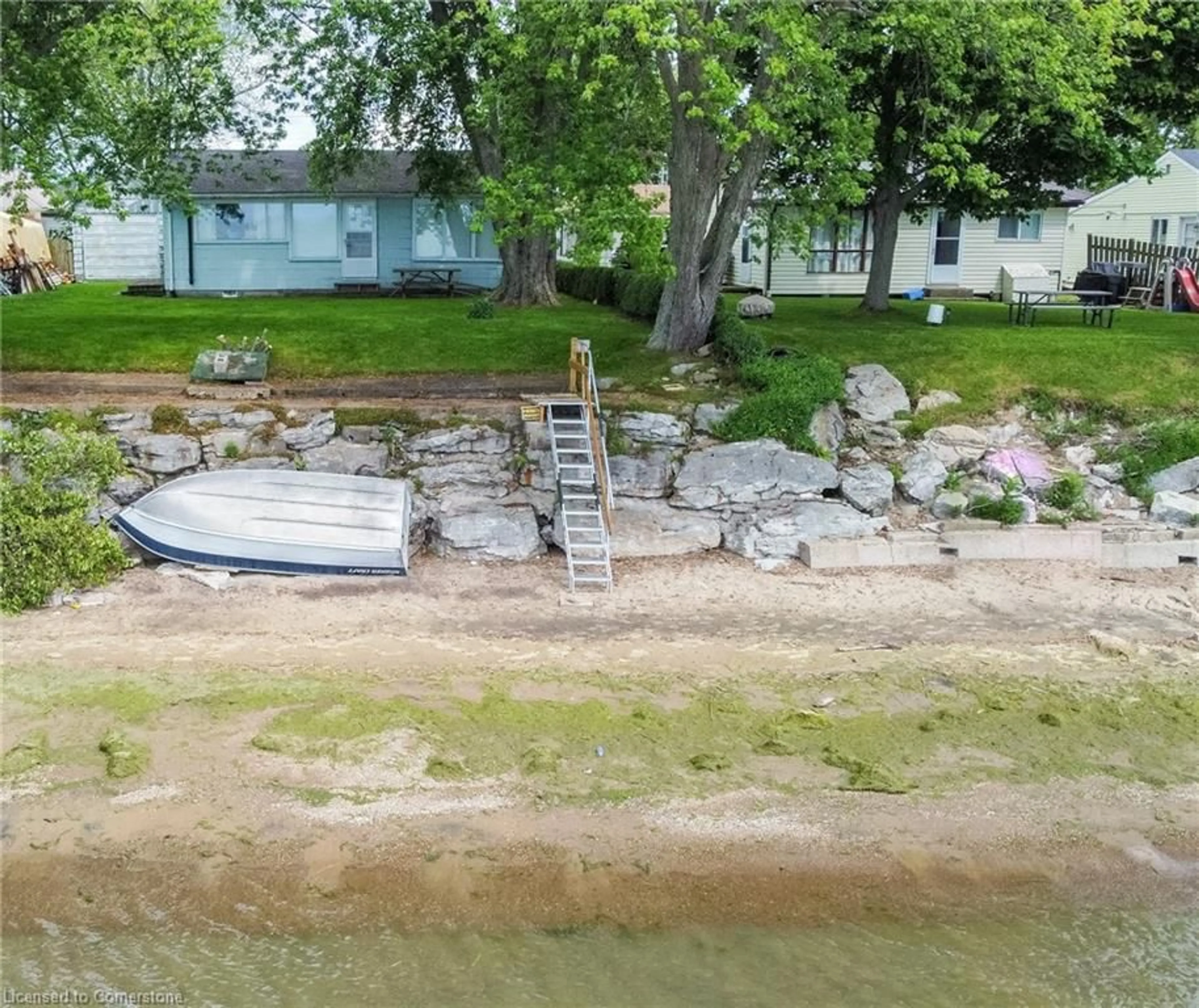 A pic from outside/outdoor area/front of a property/back of a property/a pic from drone, water/lake/river/ocean view for 12 Smelsers Cove Ln, Selkirk Ontario N0A 1P0