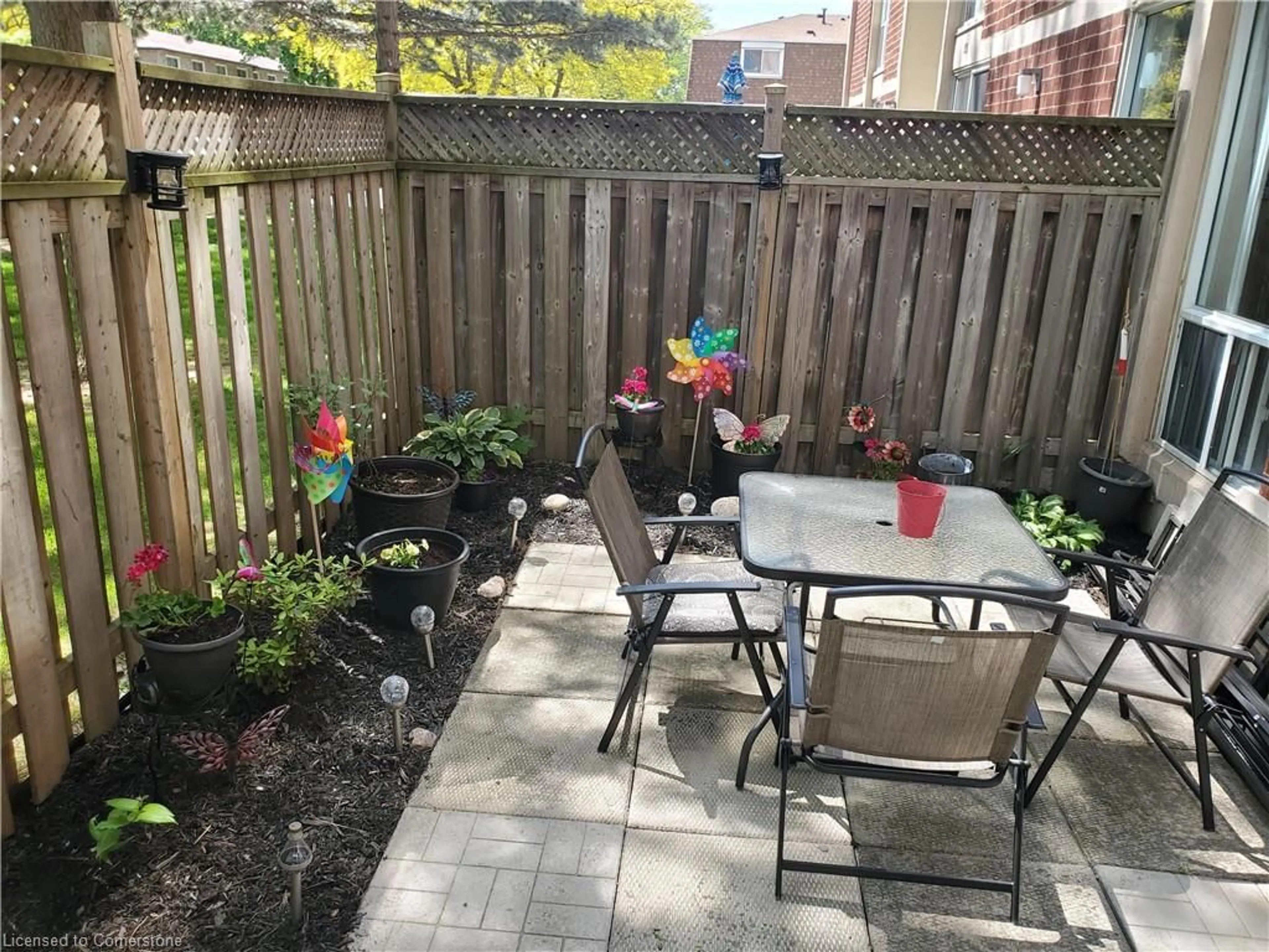 Patio, street for 75 Glenburn Crt #116, Hamilton Ontario L8E 1C7