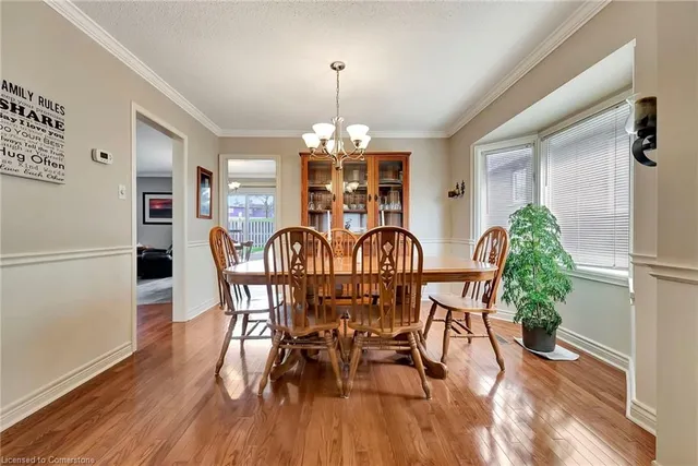 Additional property image - 89 Twin Cres