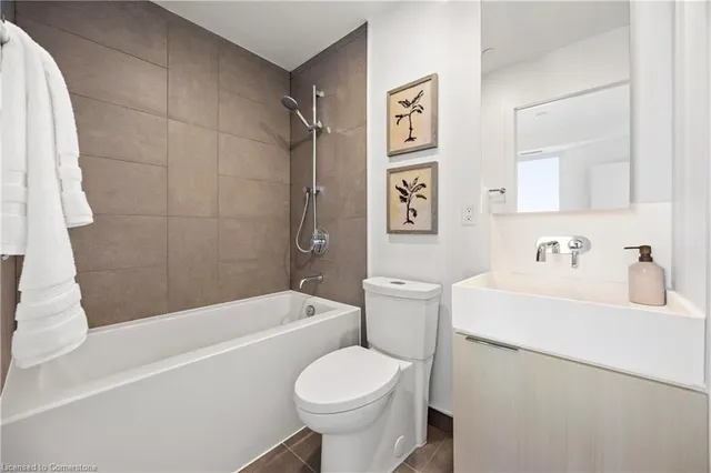 Additional property image - 370 Martha St Unit 1211