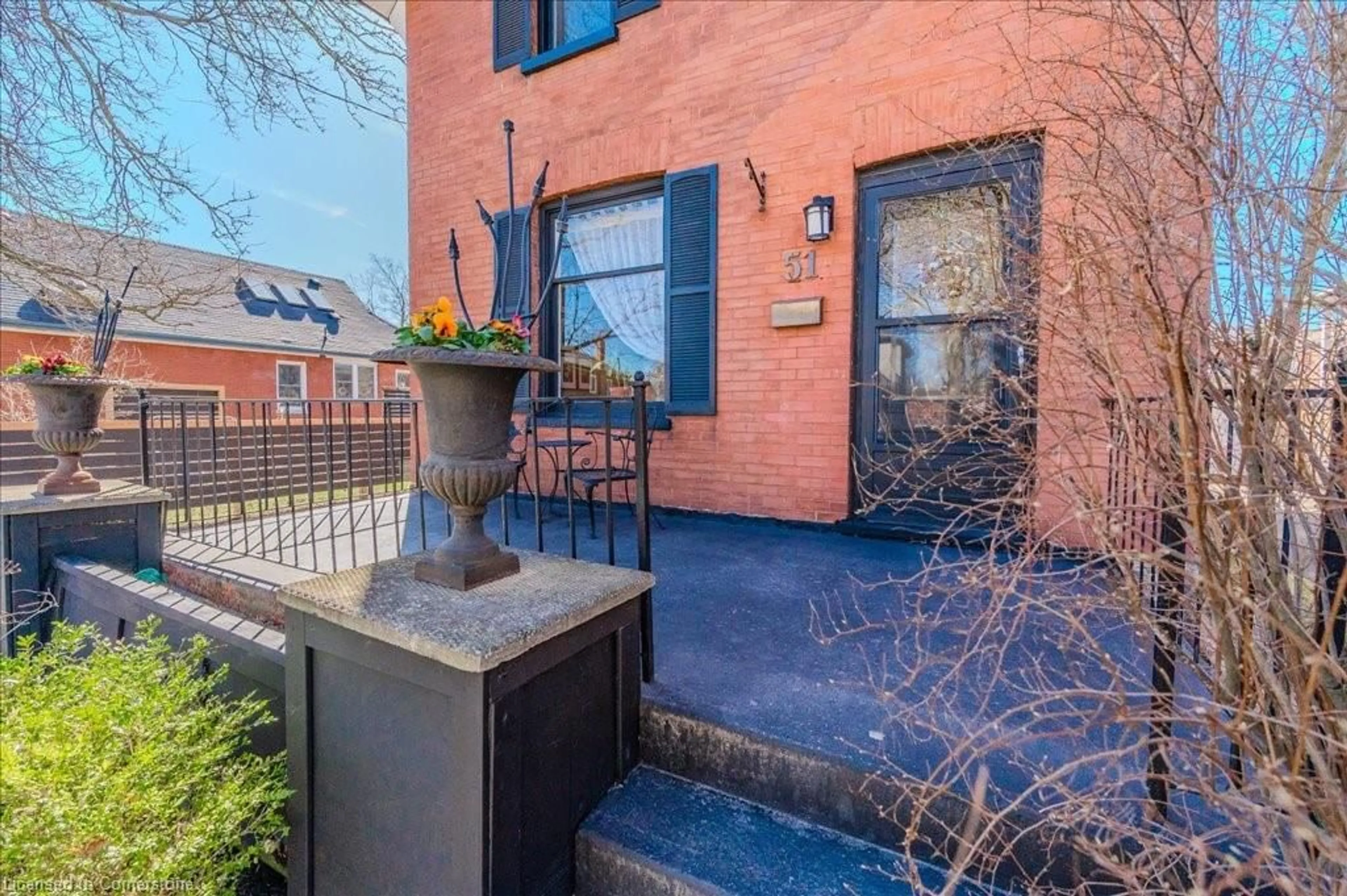 Patio, street for 51 Ball Ave, Cambridge Ontario N1R 2A2