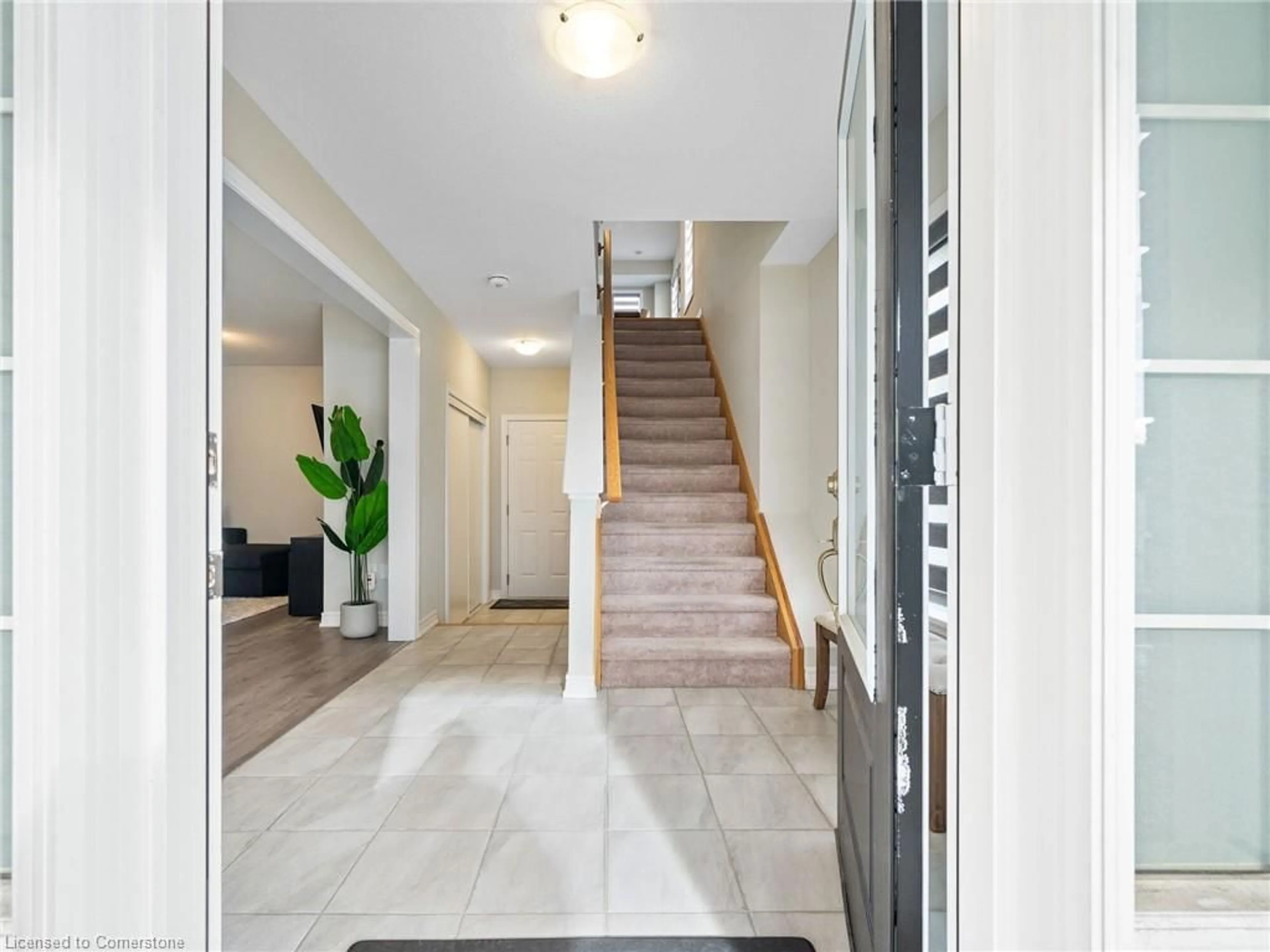 Indoor foyer for 27 Canoe Lane, Hamilton Ontario L8K 0A3