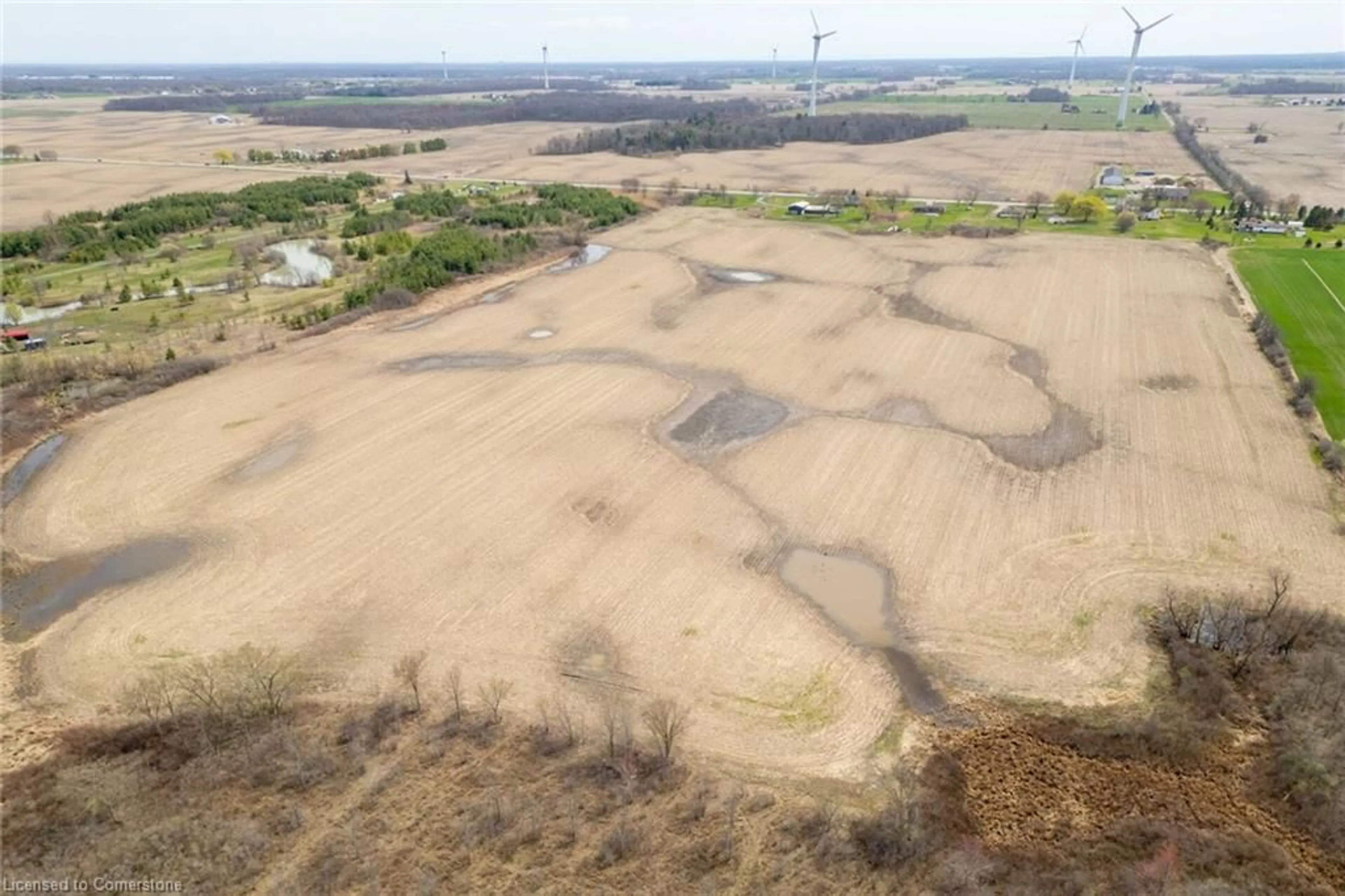 A pic from outside/outdoor area/front of a property/back of a property/a pic from drone, building for 4373 Regional 20 Rd, St. Anns Ontario L0R 1Y0
