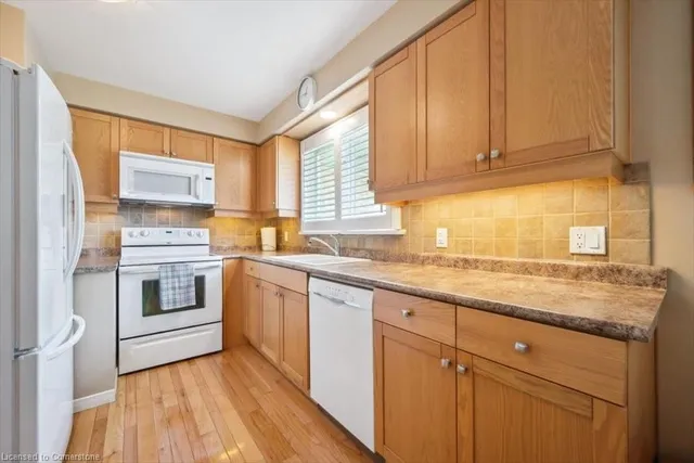 Additional property image - 106 Eton Dr