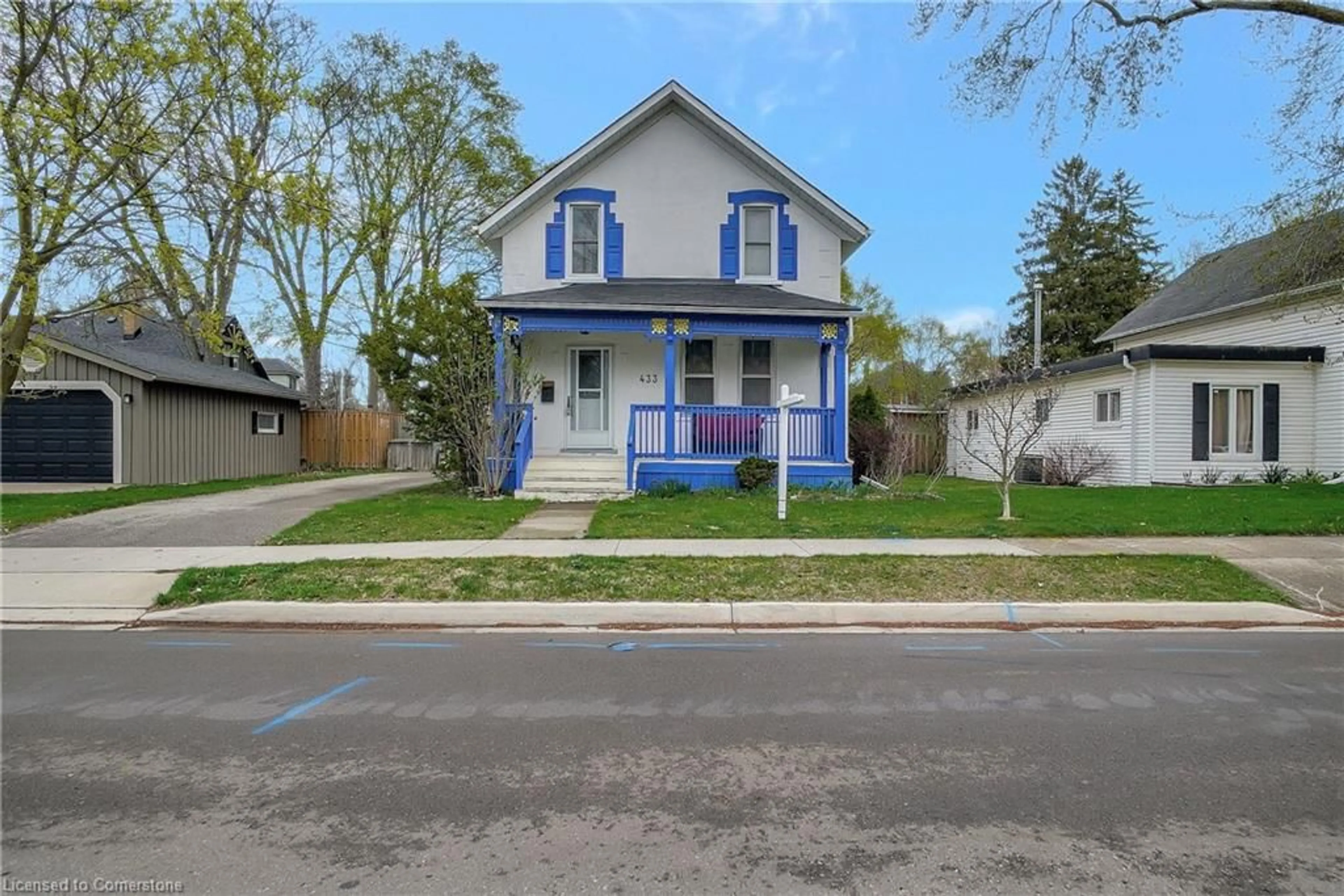 Unknown for 433 Hamilton St, Cambridge Ontario N3H 3C7