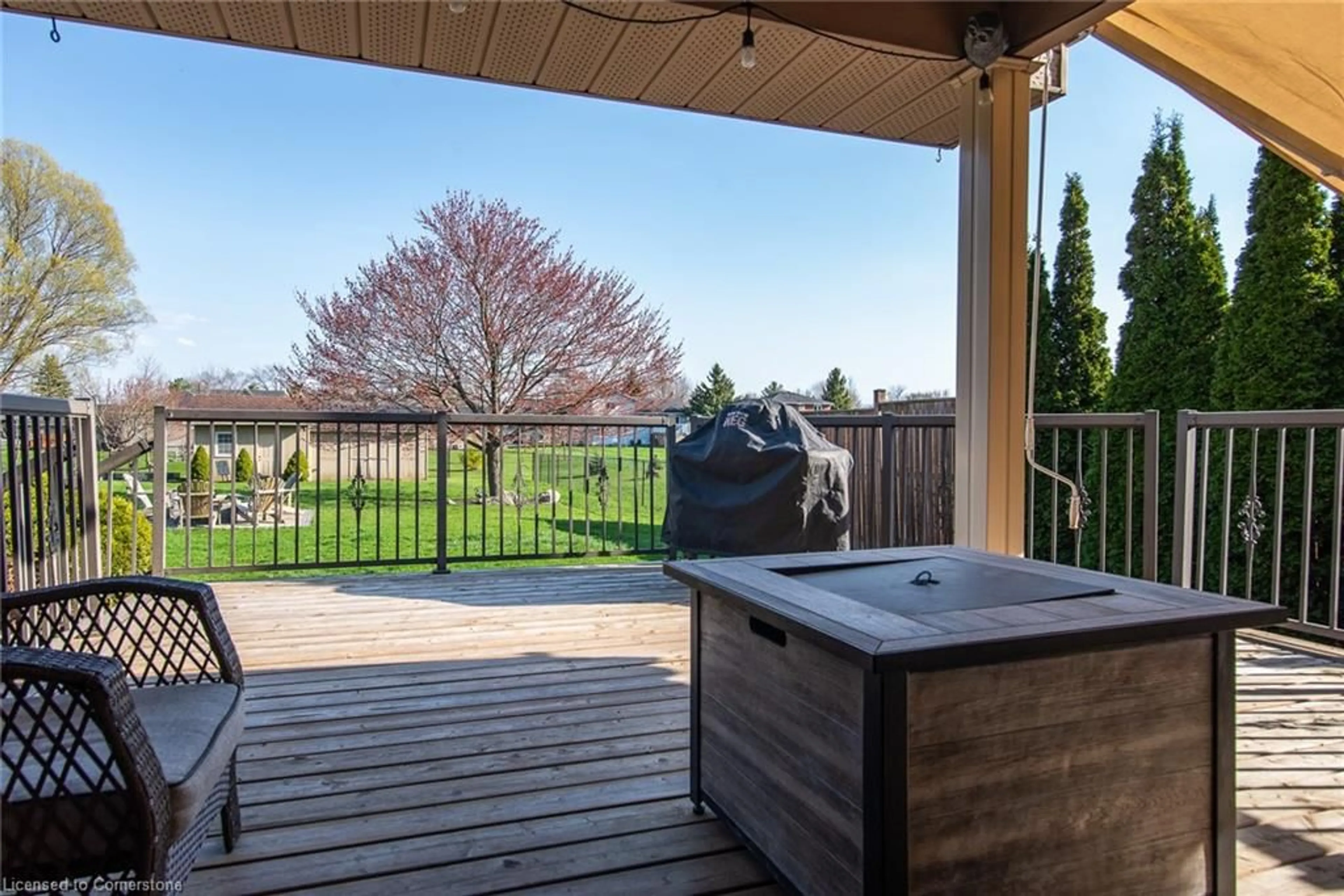 Patio, water/lake/river/ocean view for 71 Oakridge Avenue Ave, Innerkip Ontario N0J 1M0