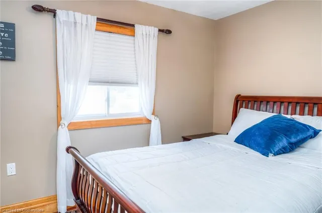 Additional property image - 46 2 Ave