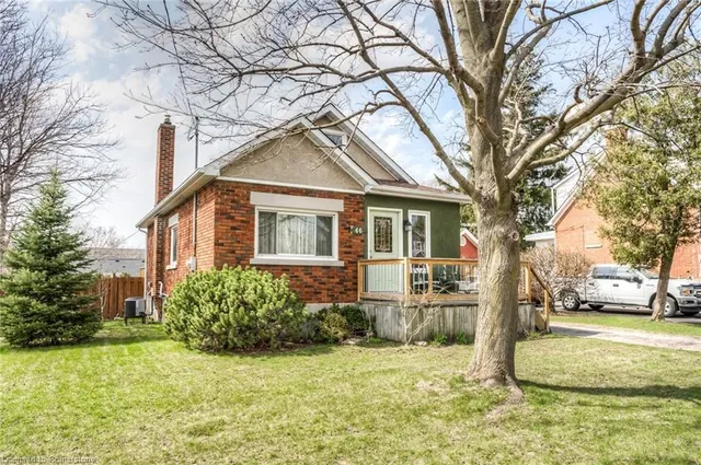Additional property image - 46 2 Ave
